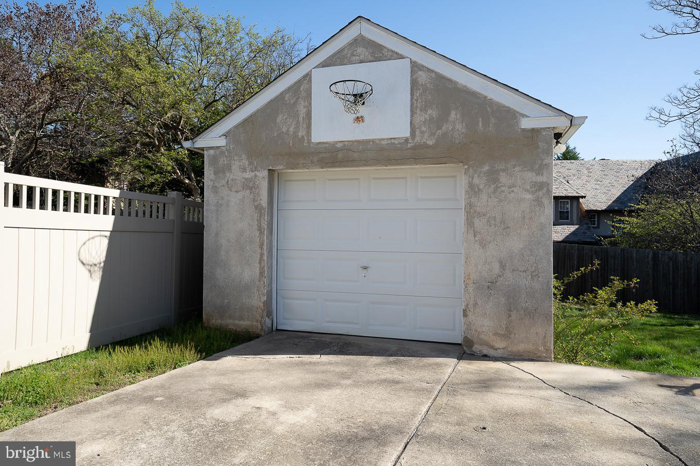 DREXEL HILL - Residential