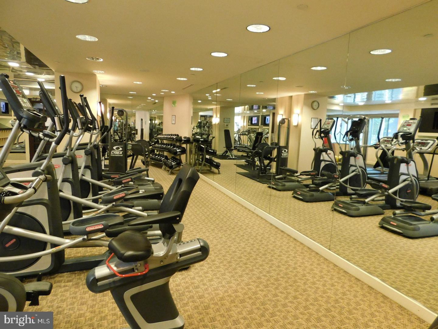 GALLERY AT WHITE FLINT - Residential Lease