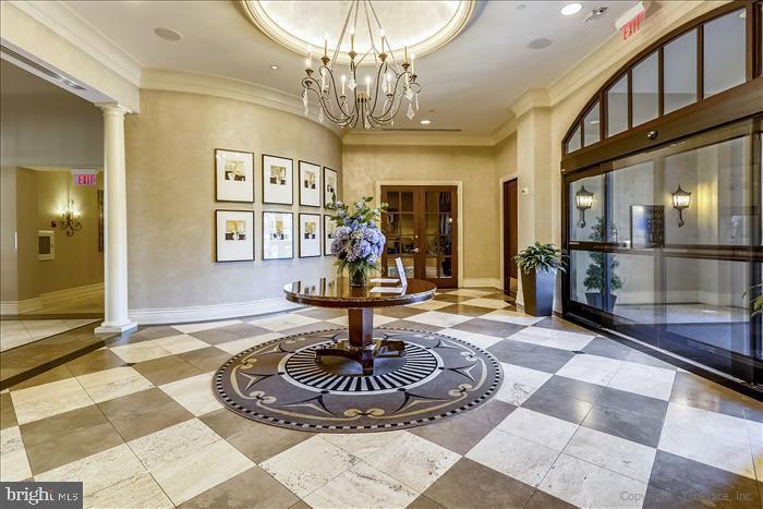 GALLERY AT WHITE FLINT - Residential Lease