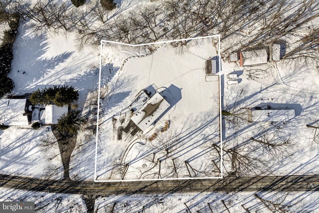 Photo of 108 Red Well Road, NEW HOLLAND, PA 17557 (MLS # PALA2084198)