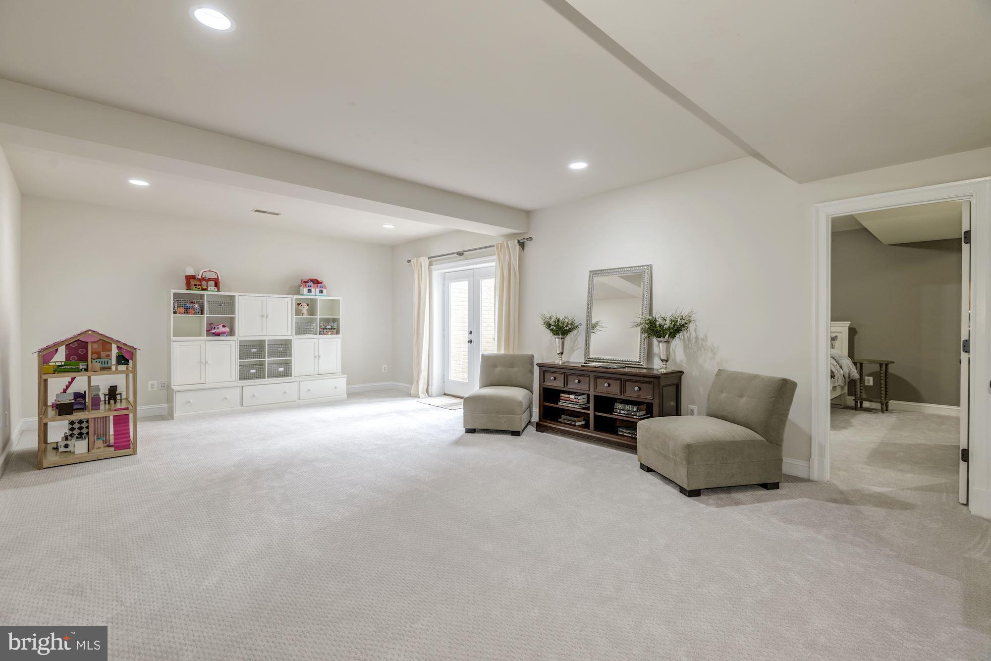 LEELAND PARK - Residential