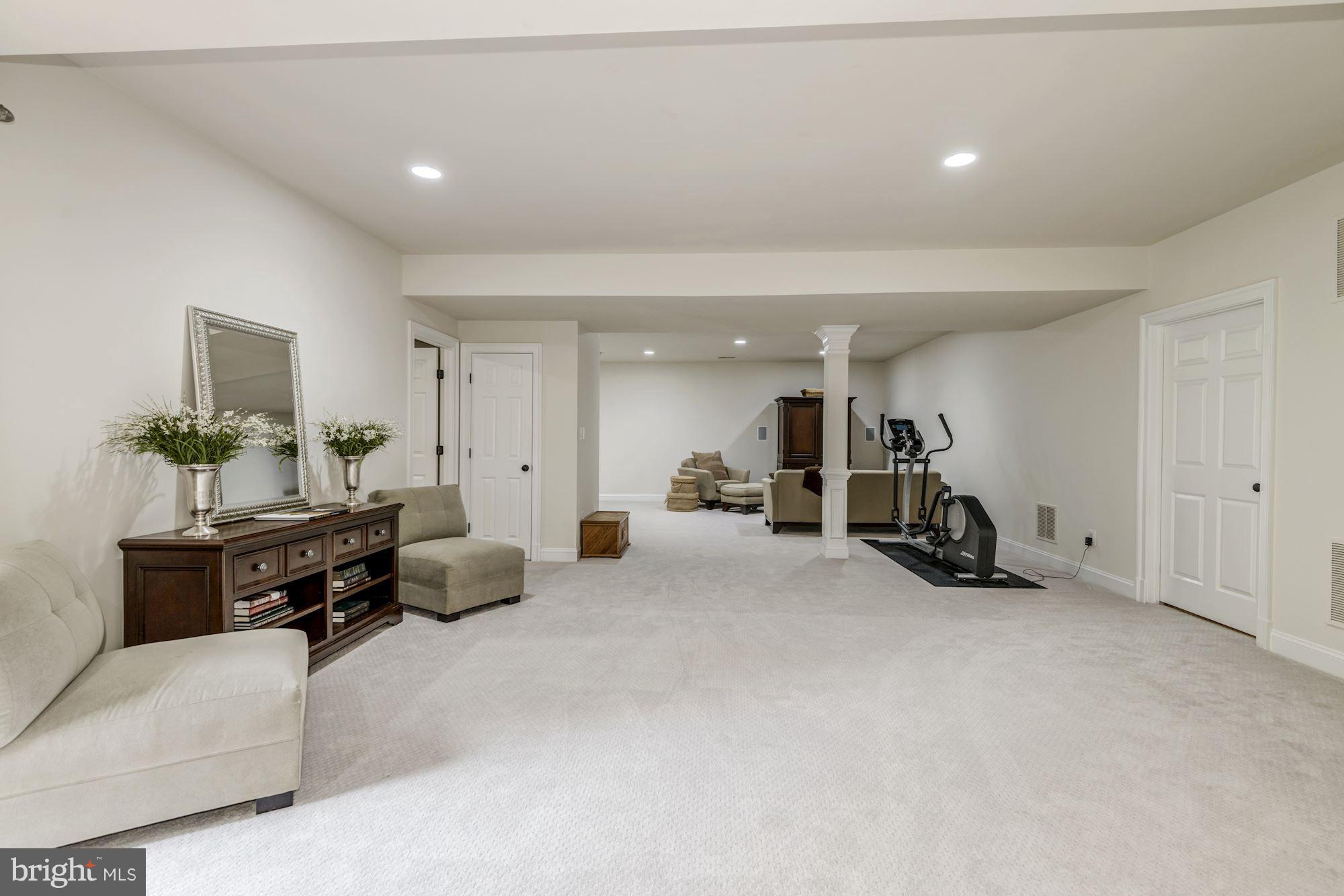 LEELAND PARK - Residential