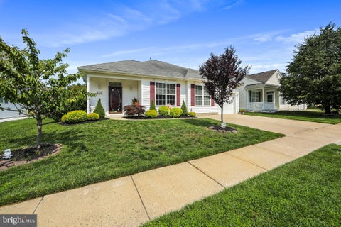 Photo of 62 Windstar Drive, LITTLE EGG HARBOR TWP, NJ 08087 (MLS # NJOC2043904)