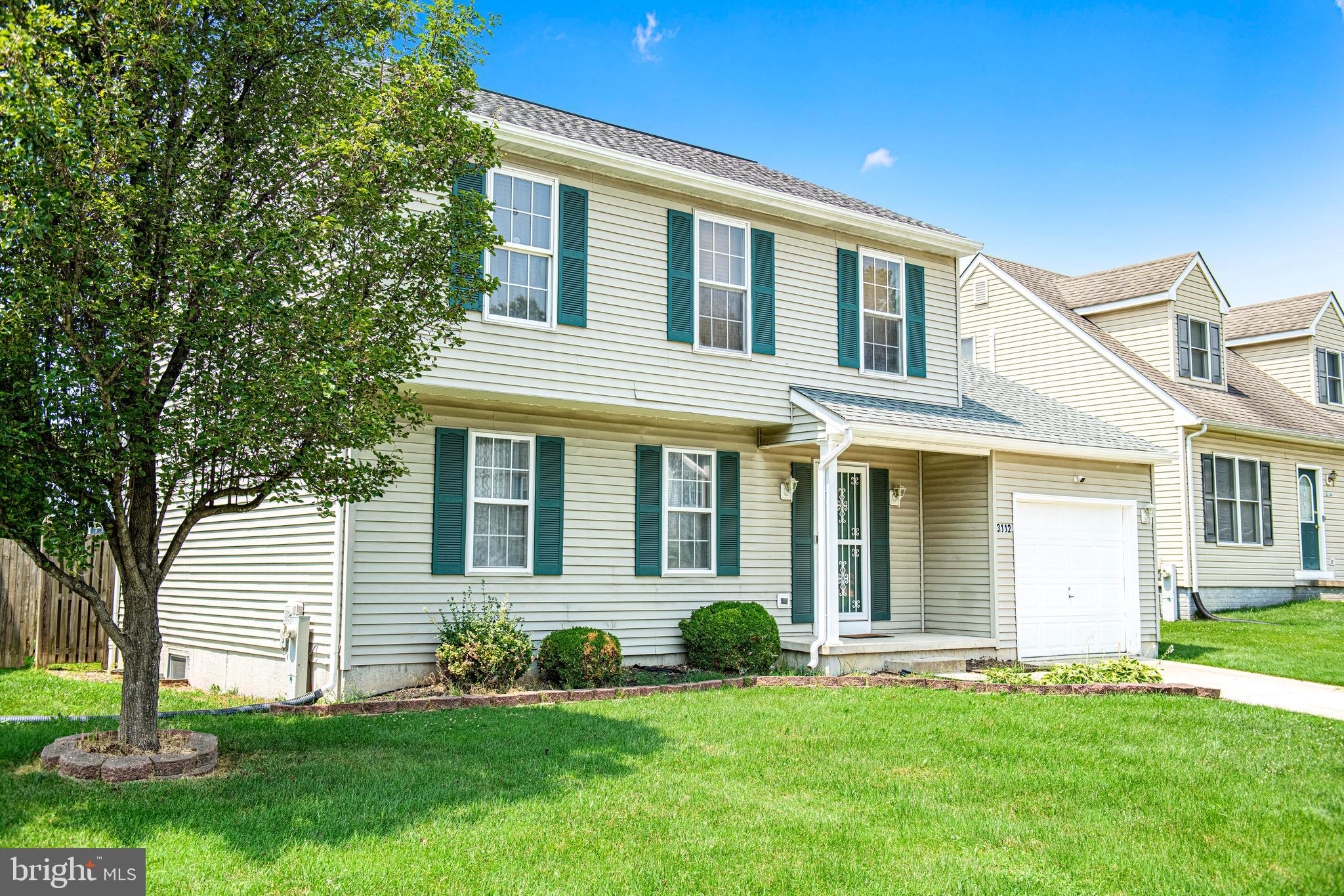 HARBOUR OAKS - Residential