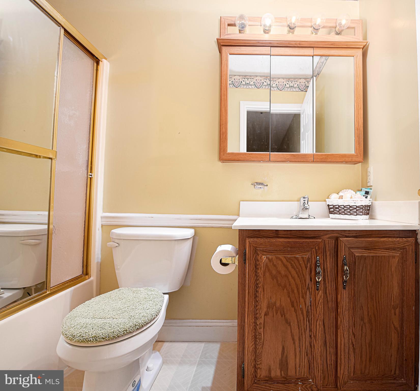 HARBOUR OAKS - Residential