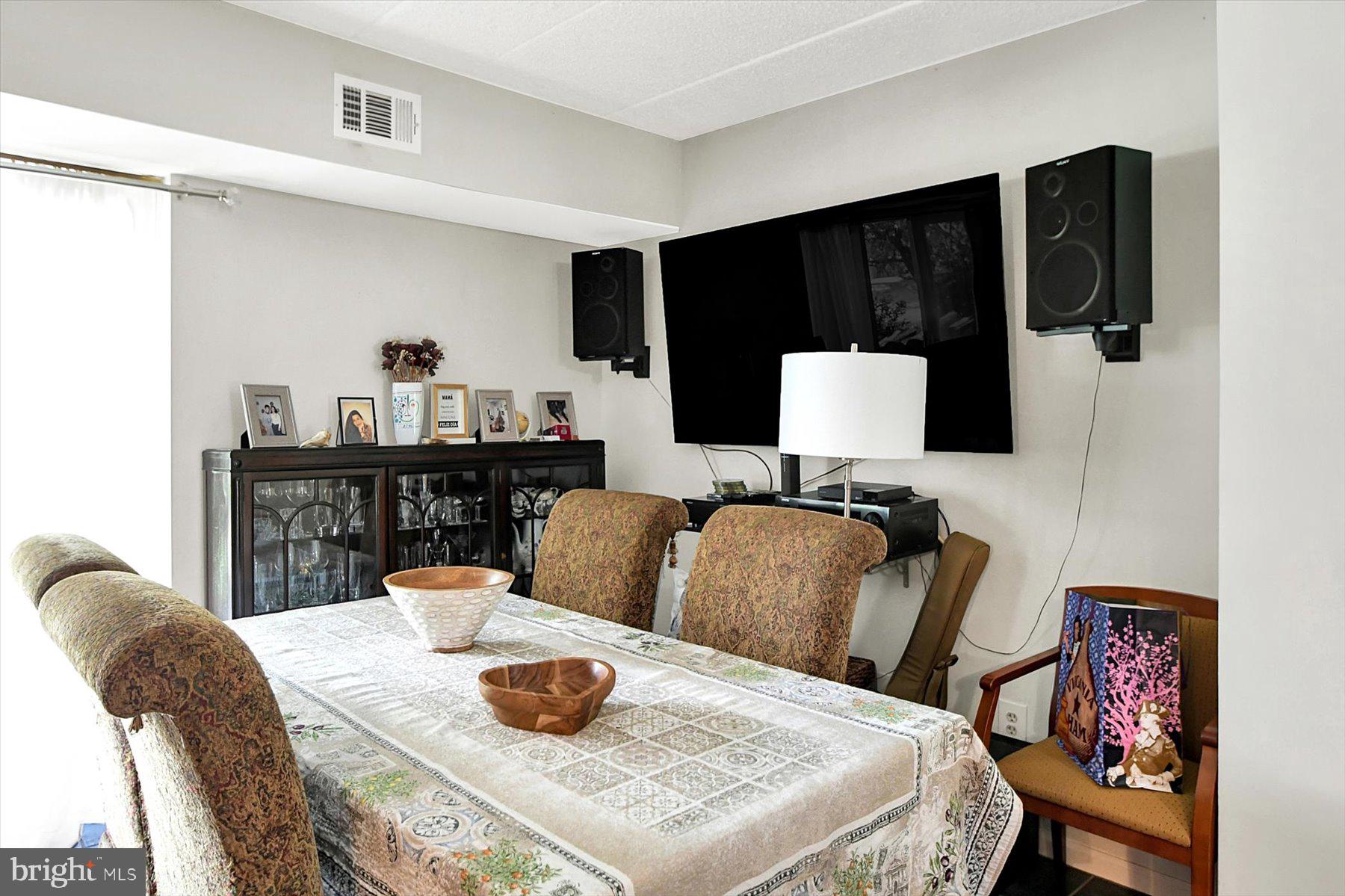 CHESTERBROOK - Residential