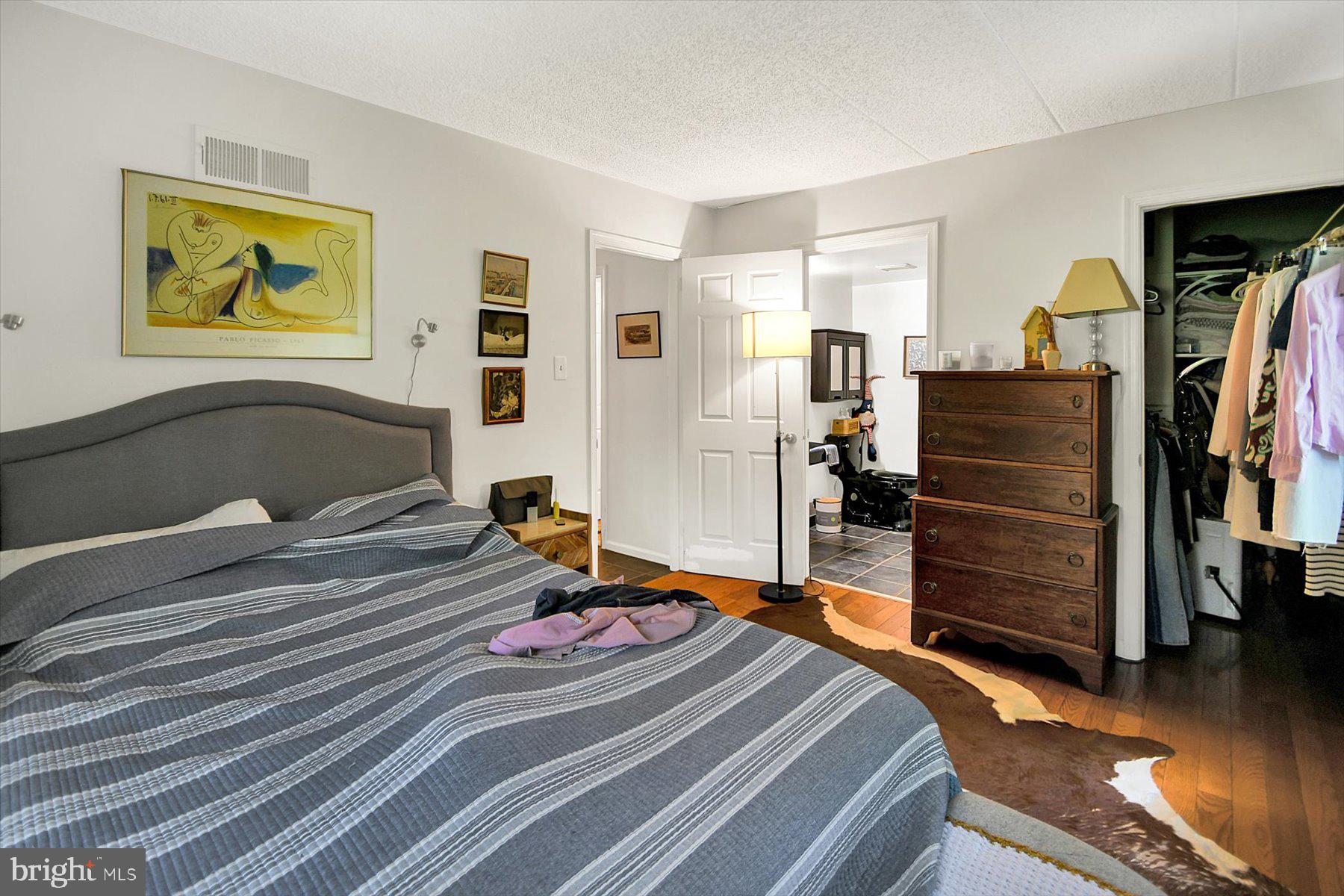 CHESTERBROOK - Residential