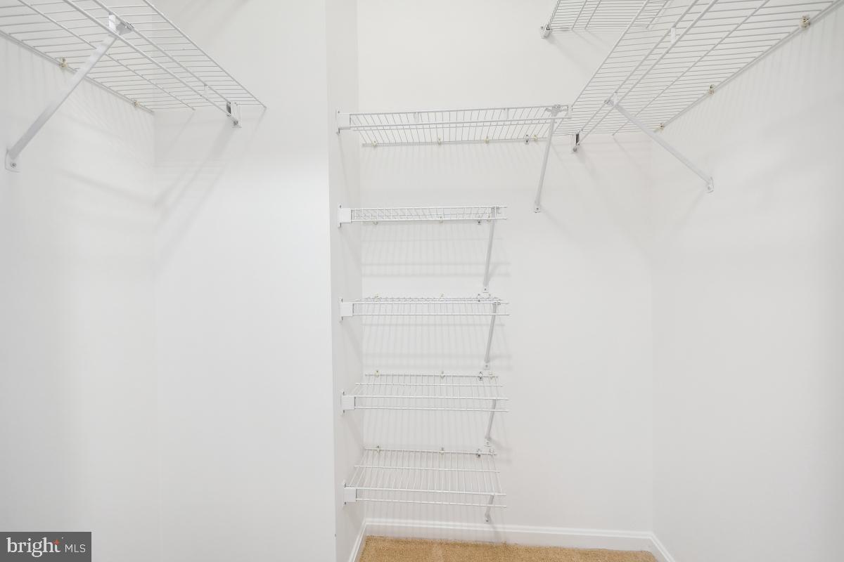 LEISURE WORLD - Residential