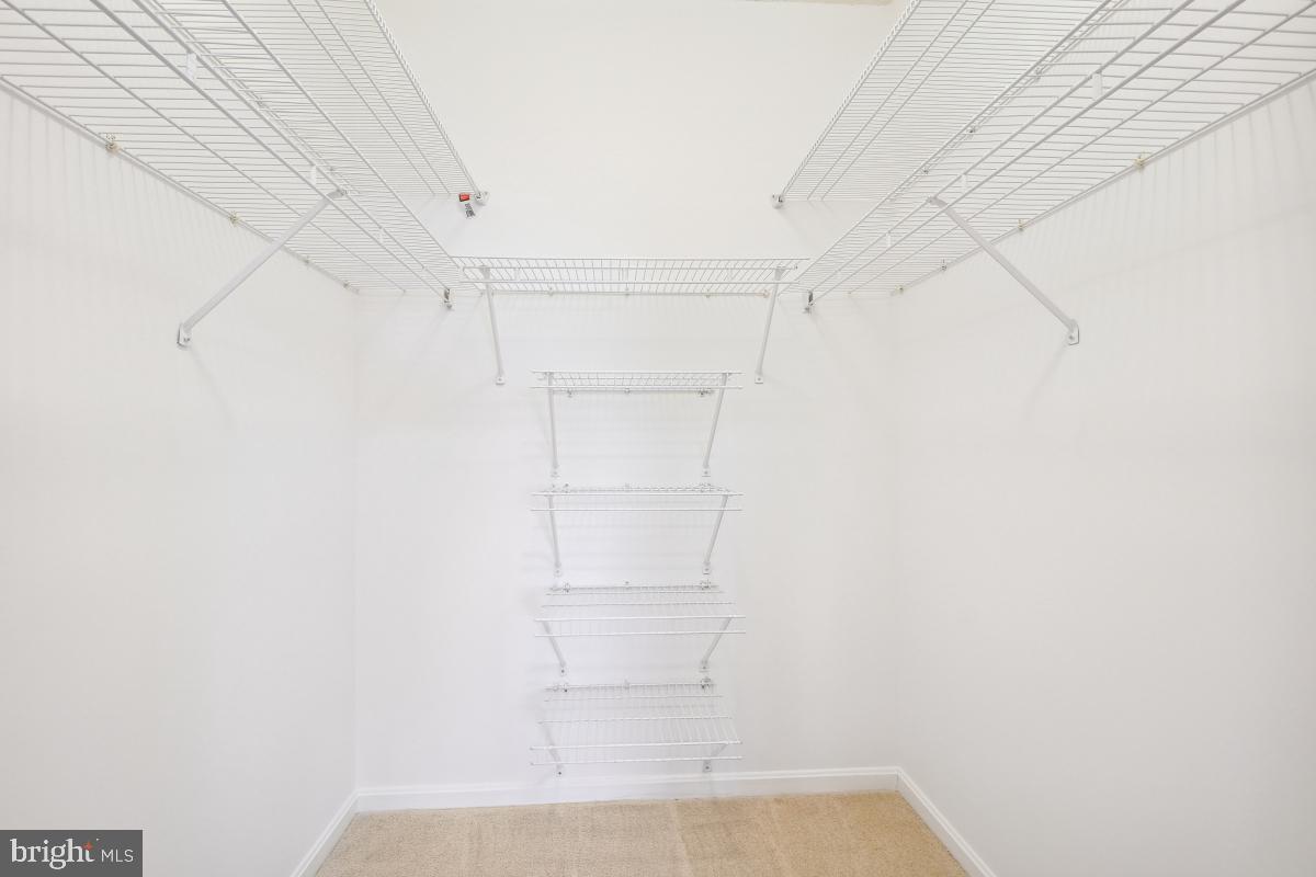 LEISURE WORLD - Residential