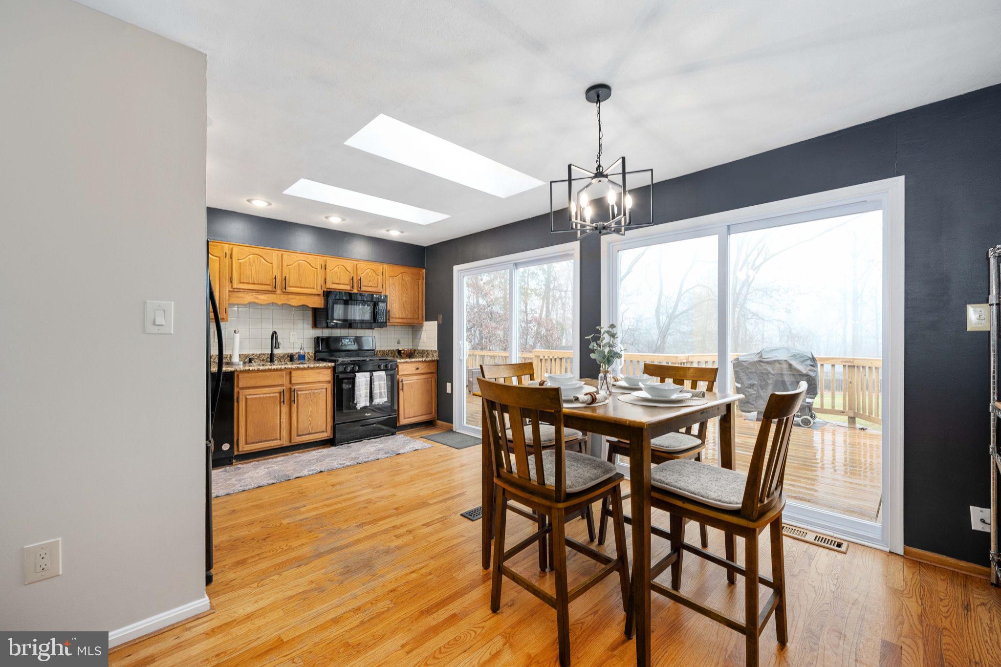 SOUTH HILL ESTATES - Residential