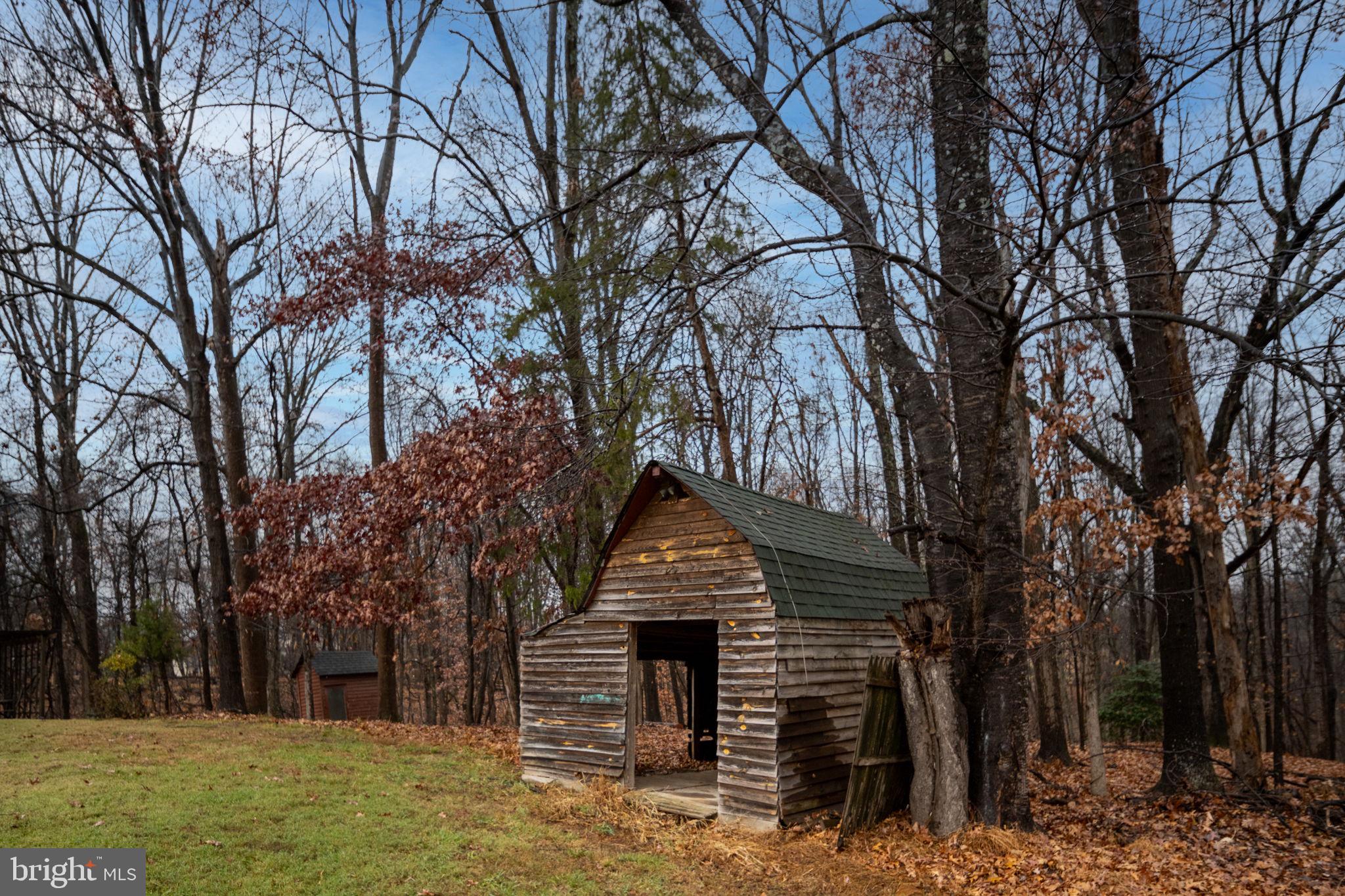 SOUTH HILL ESTATES - Residential