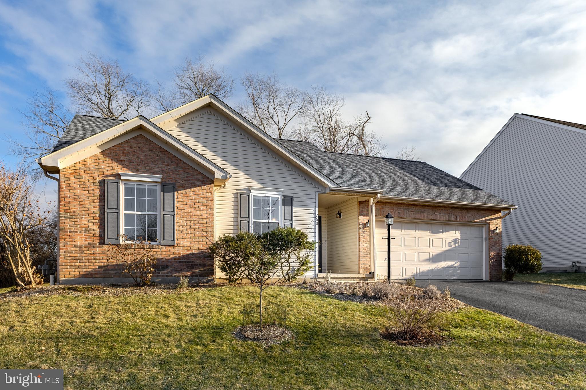 GREENLEAF MANOR - Residential