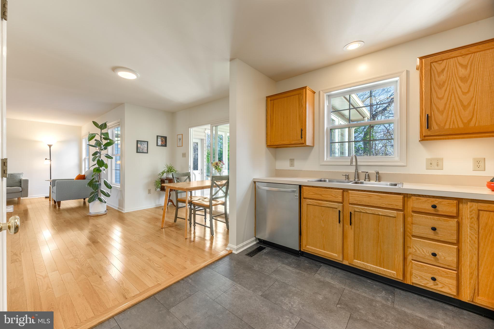 GREENLEAF MANOR - Residential