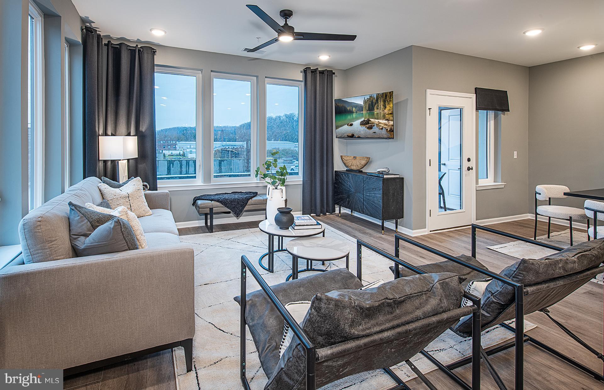 WASHINGTON PLACE - Residential