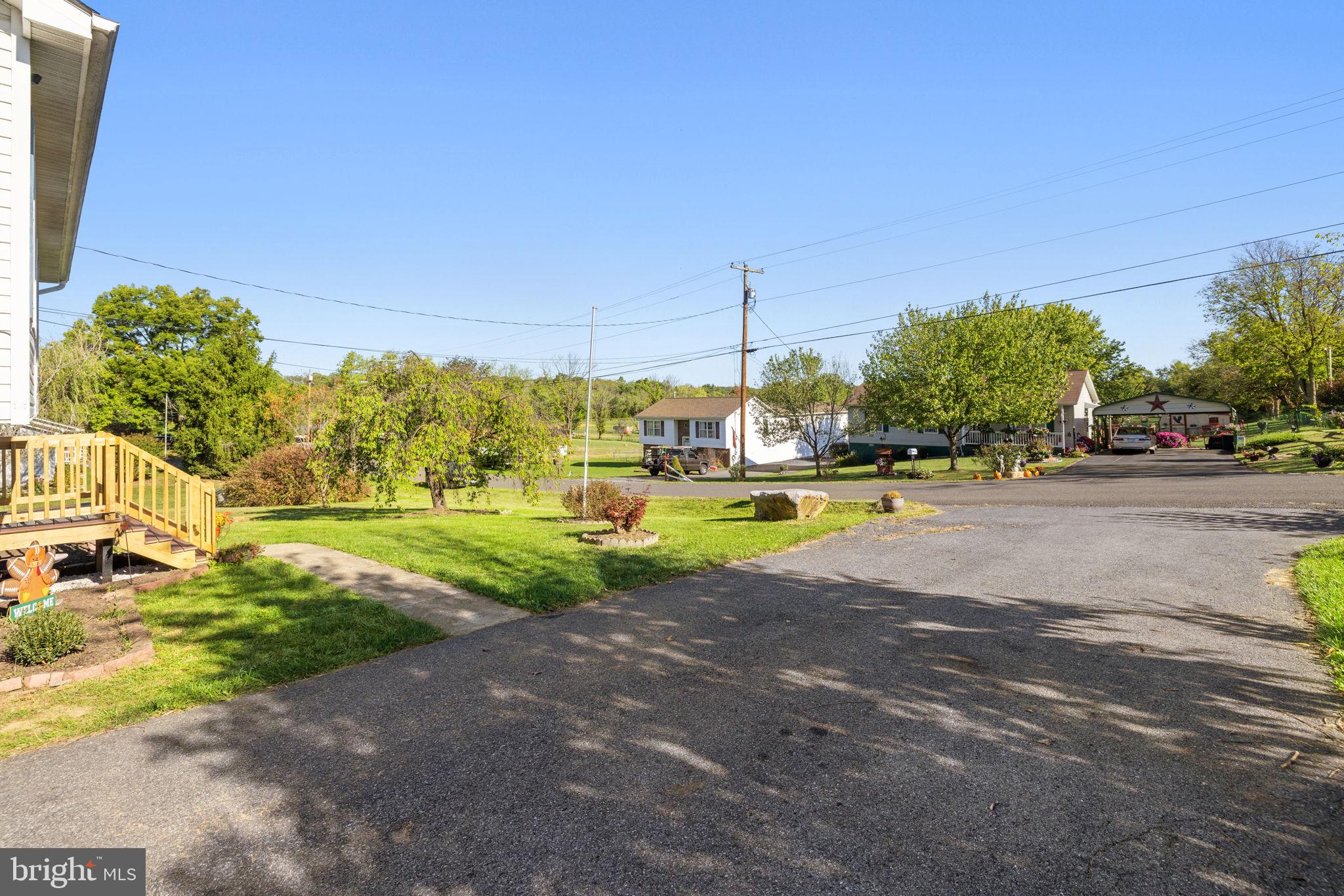 HEADLEY COURT - Residential