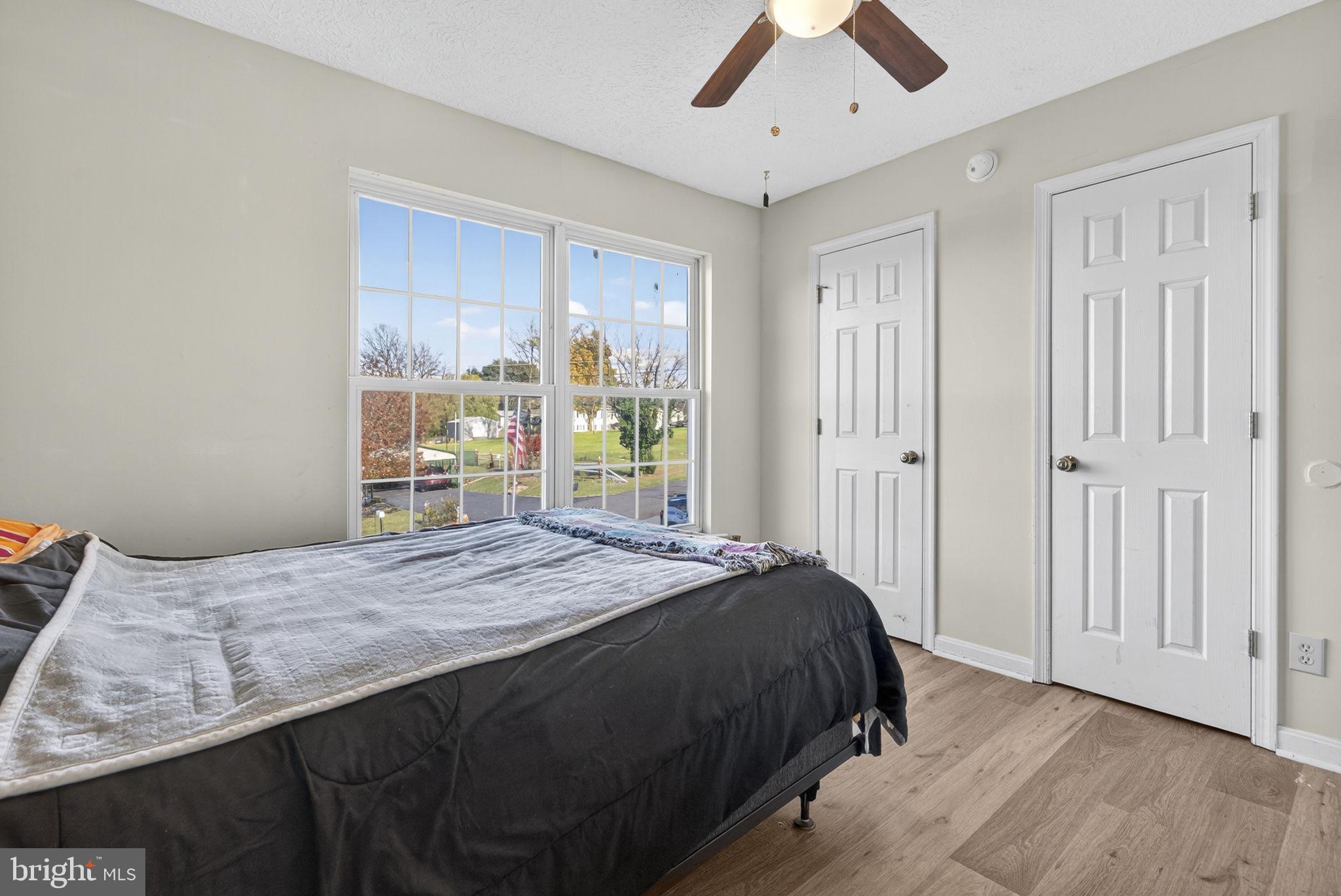 HEADLEY COURT - Residential