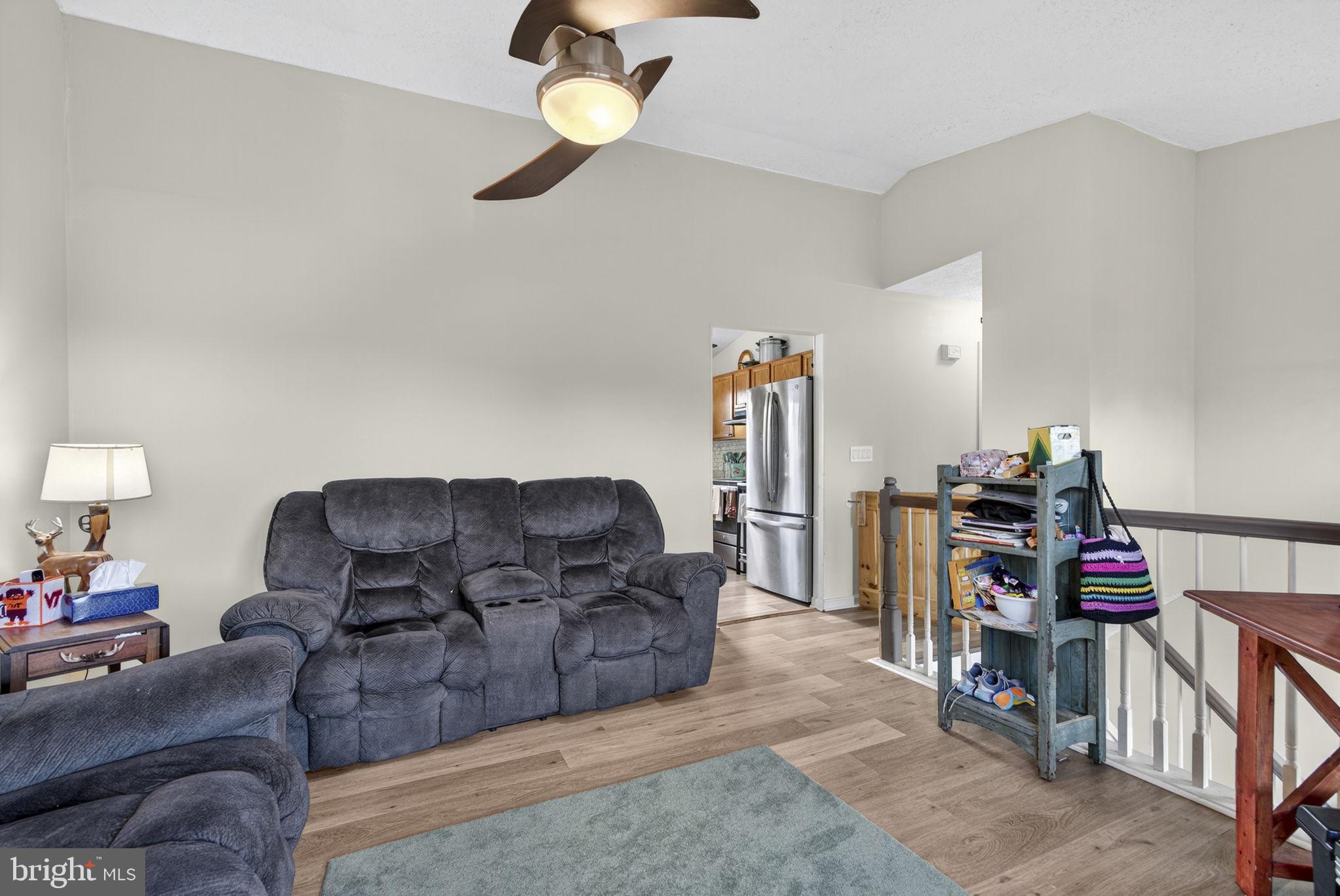 HEADLEY COURT - Residential