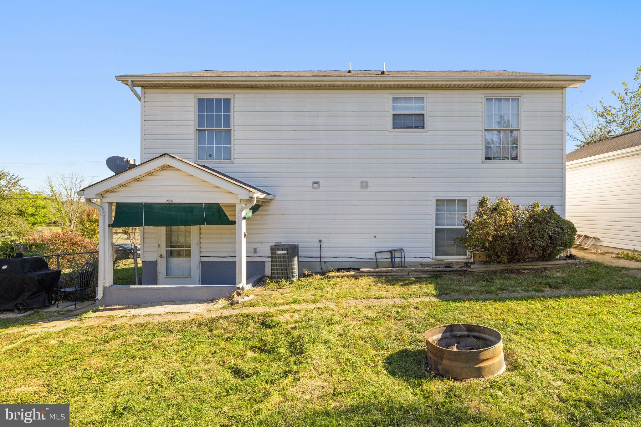 HEADLEY COURT - Residential