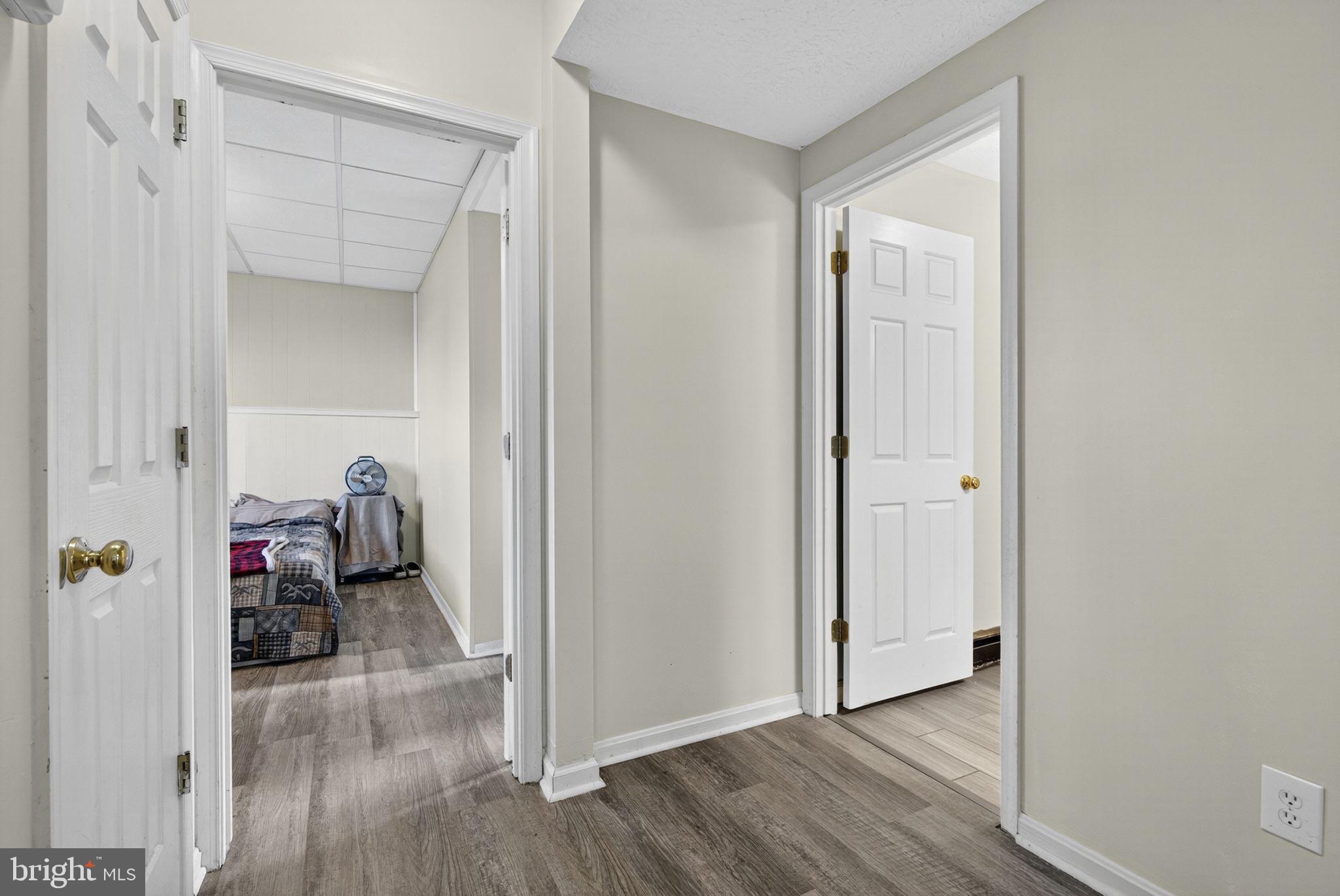 HEADLEY COURT - Residential