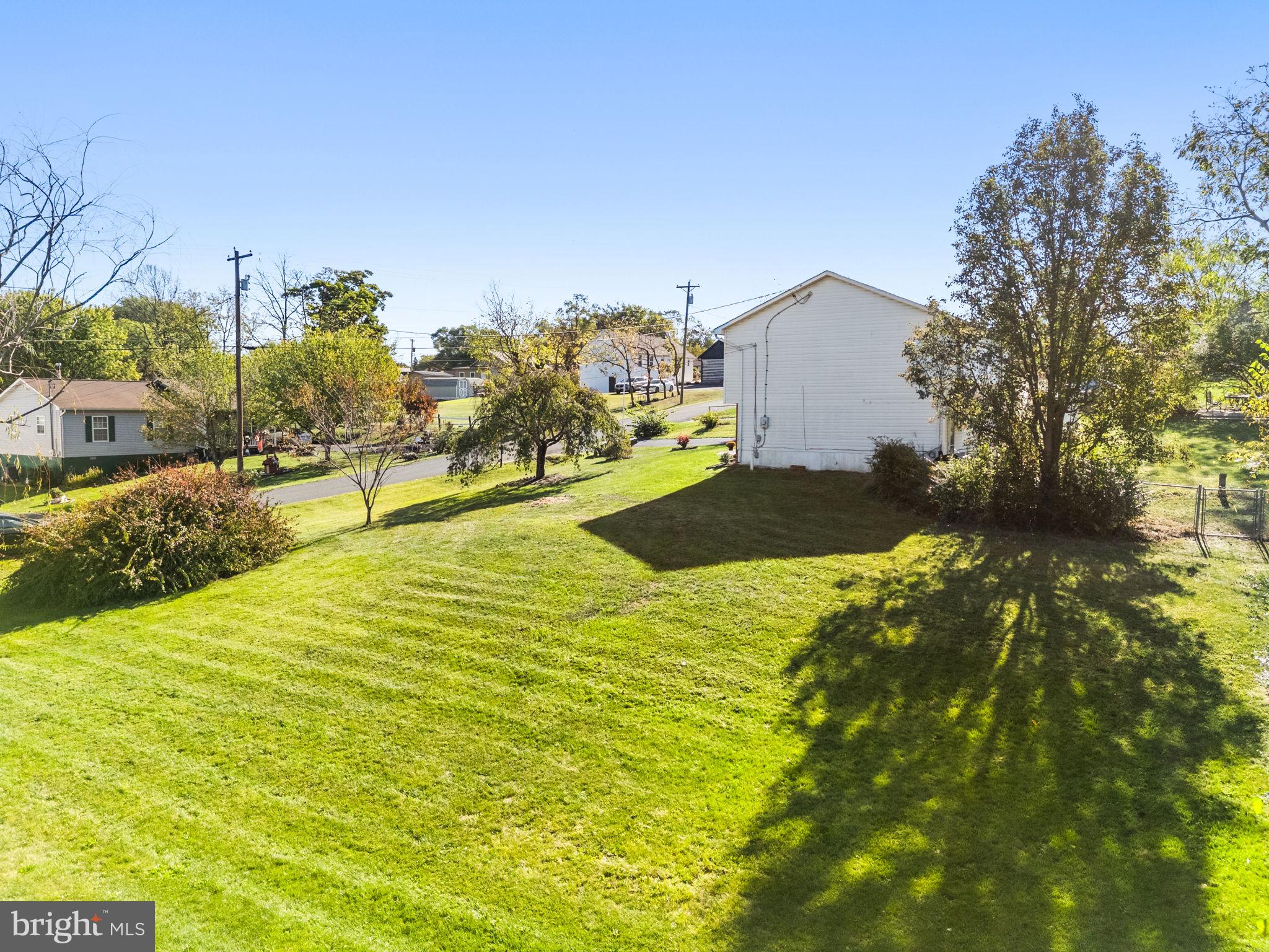 HEADLEY COURT - Residential