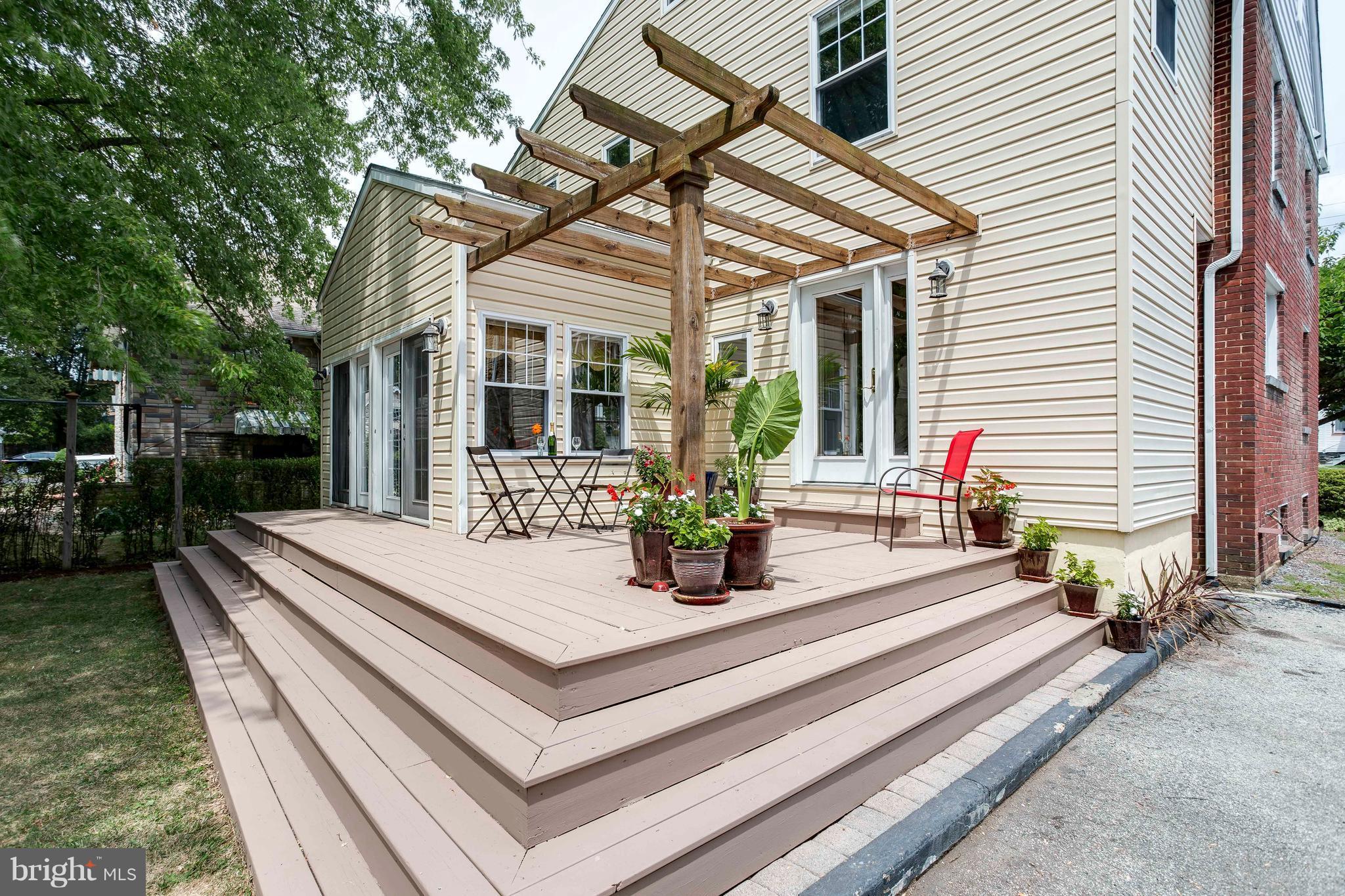 OLD CATONSVILLE - Residential