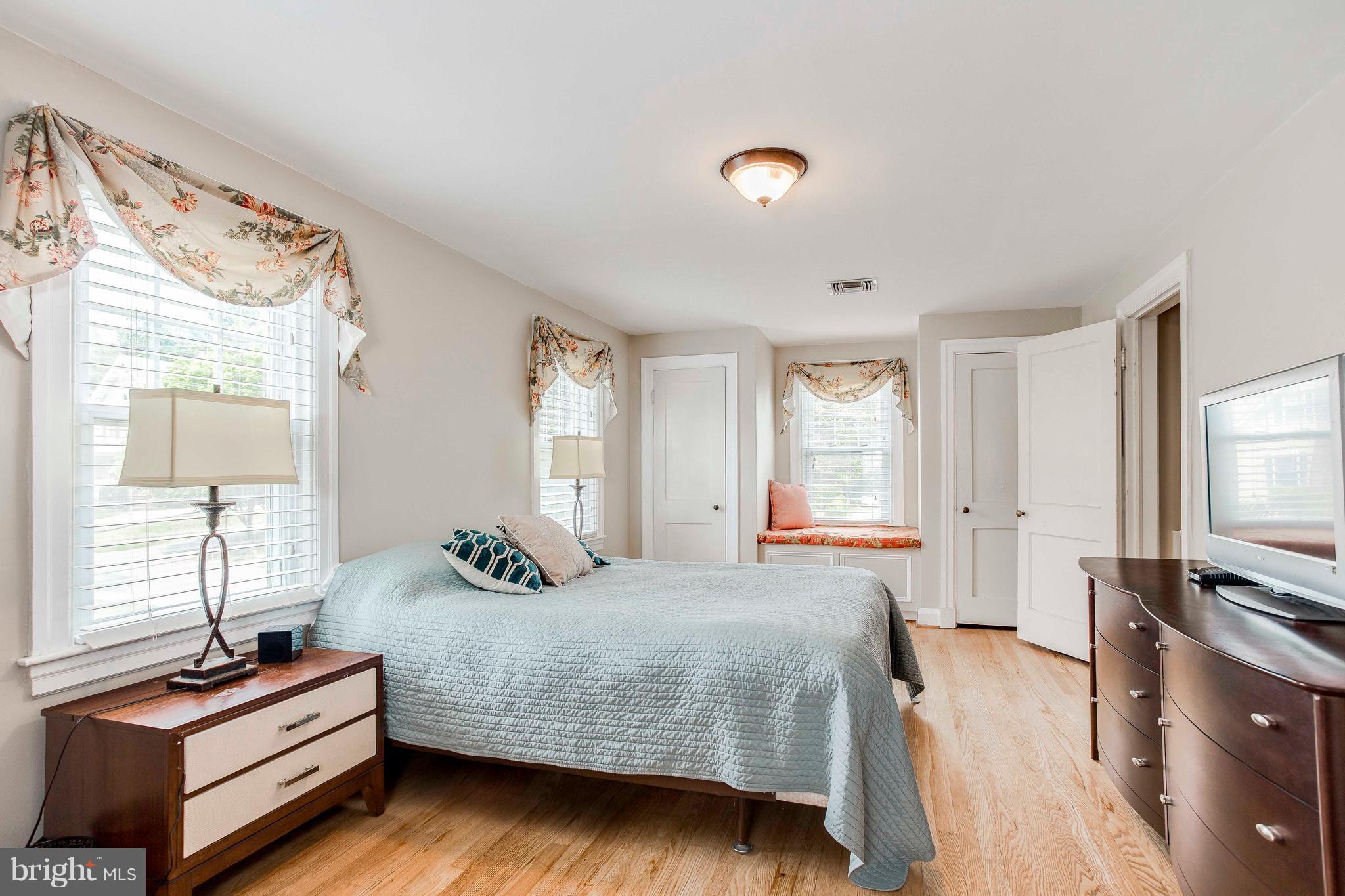 OLD CATONSVILLE - Residential