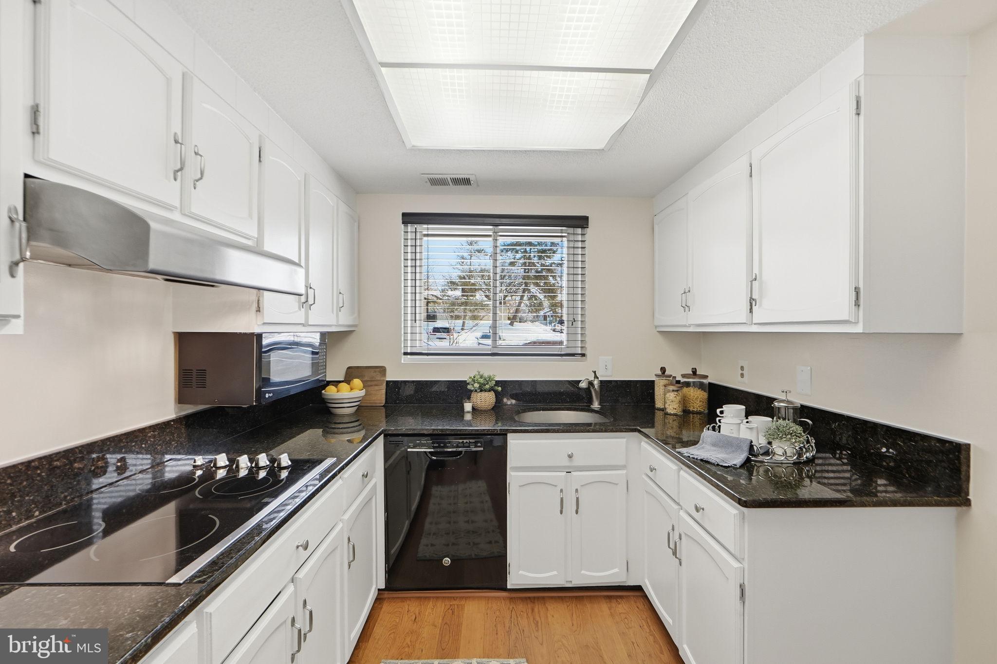 3233 S LEISURE WORLD BOULEVARD 106-B