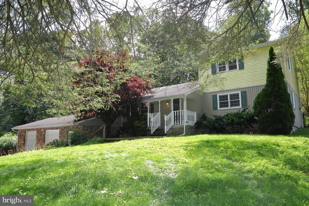 Photo of 2858 Glen Allen School Road, FELTON, PA 17322 (MLS # PAYK2089626)
