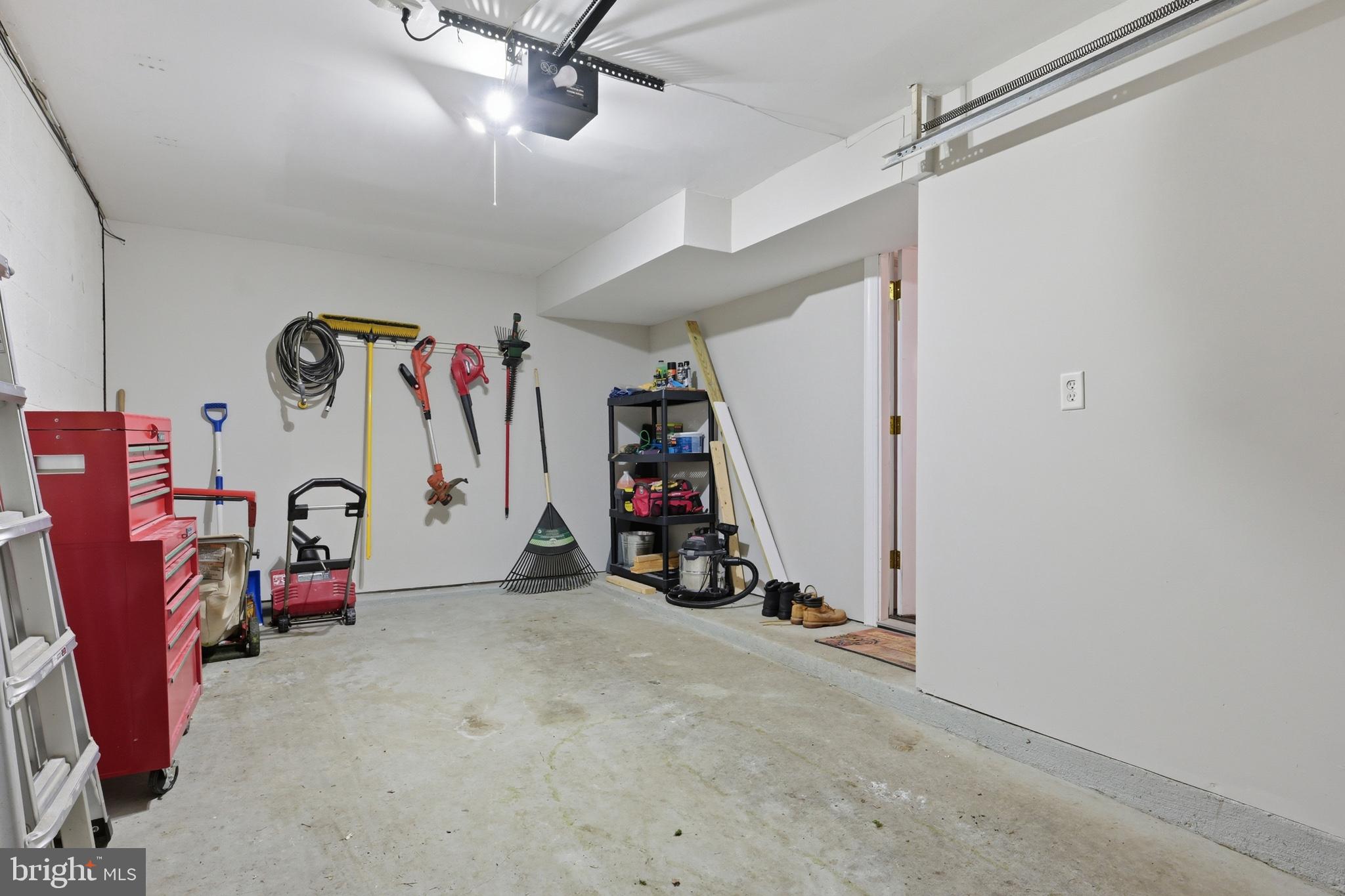 5003 E WOODMILL DRIVE