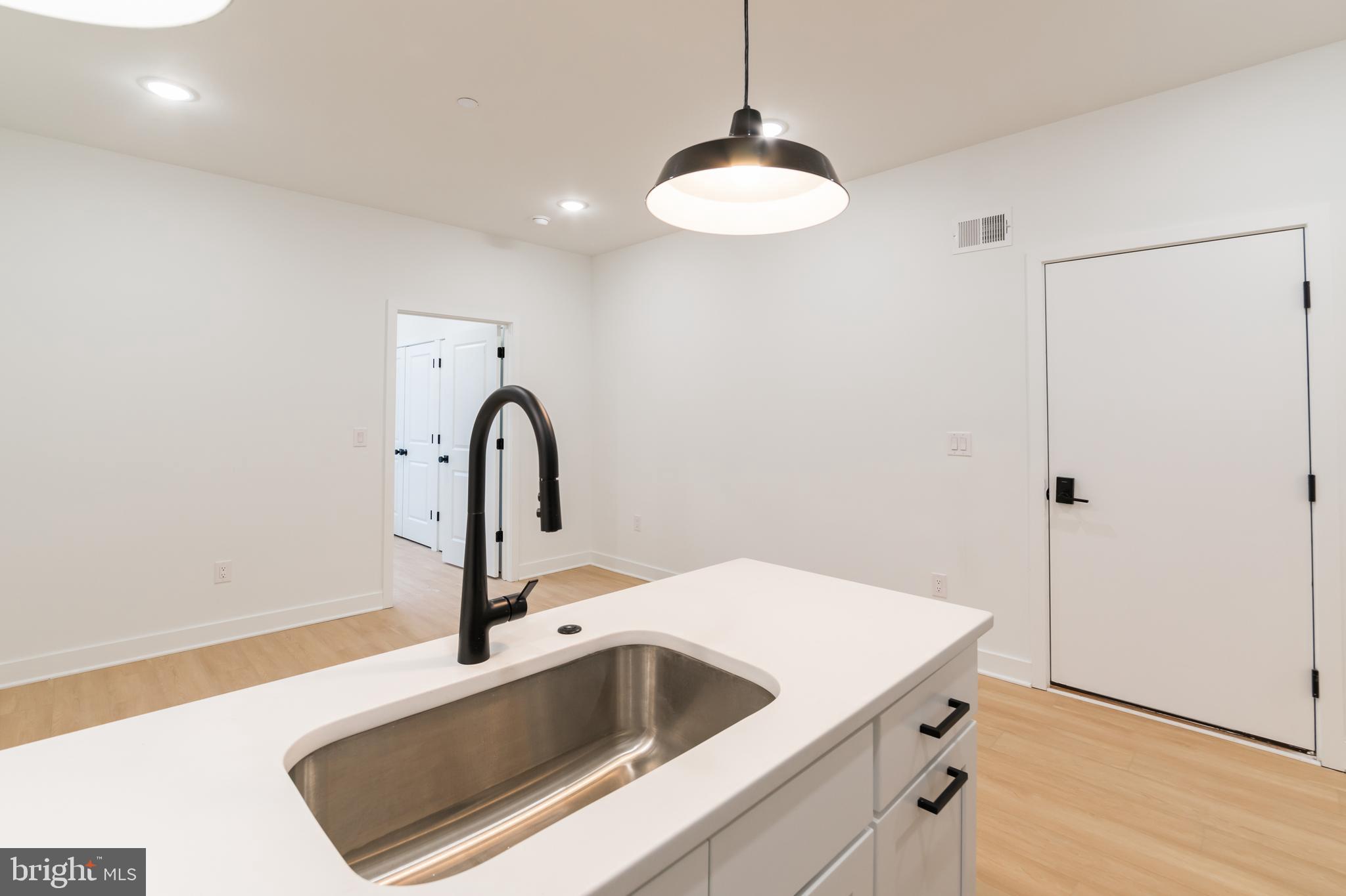 BREWERYTOWN - Residential Lease