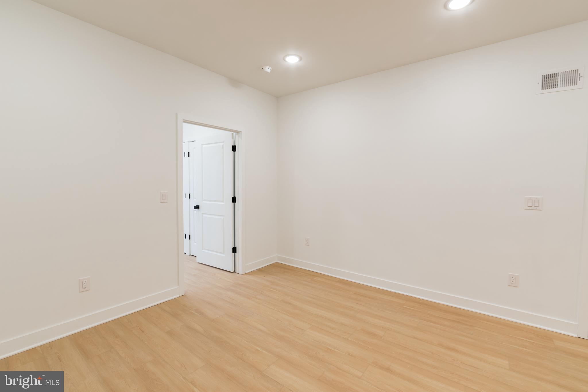 BREWERYTOWN - Residential Lease