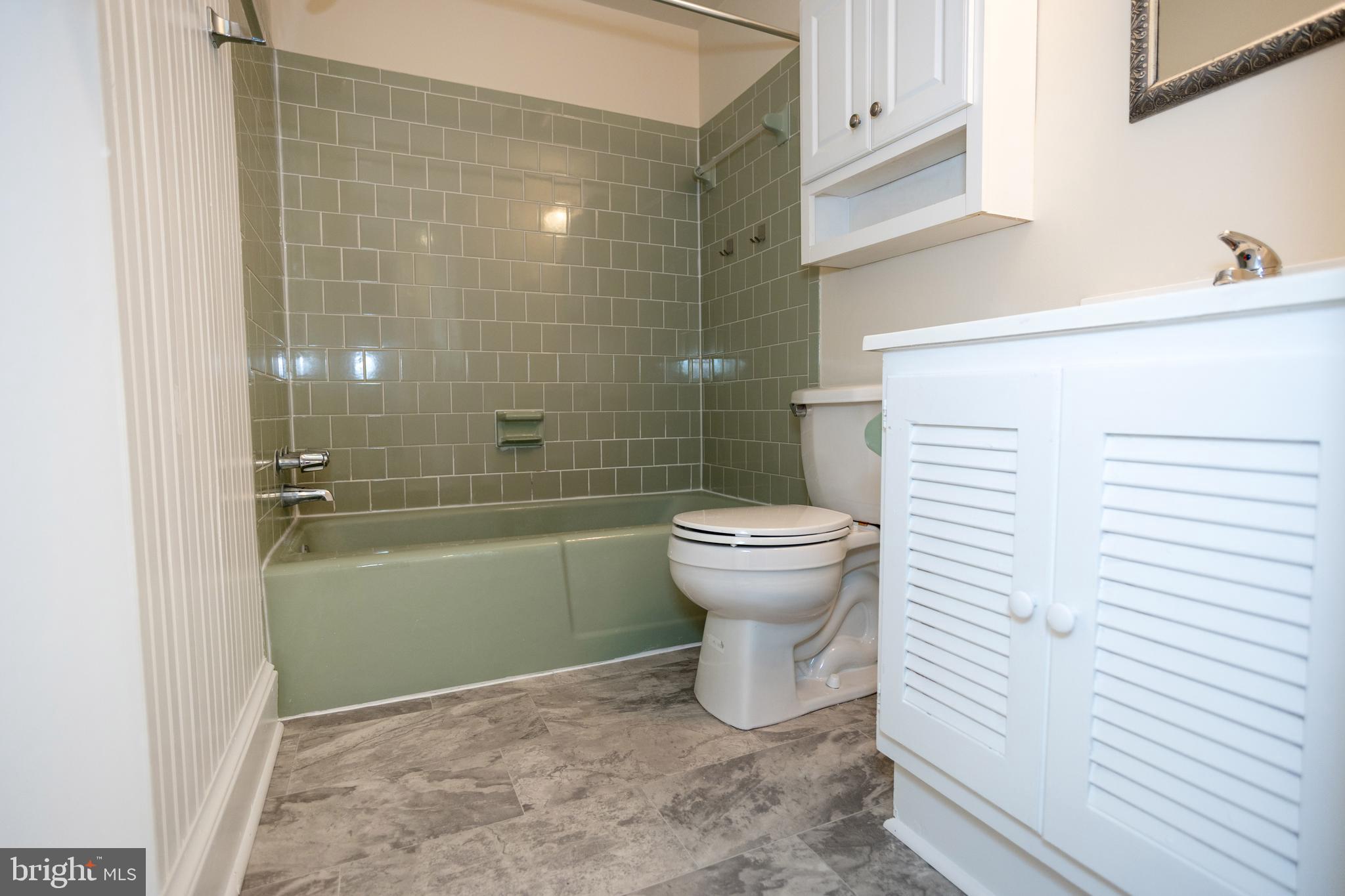 GARDENS OF CRESTWOOD VILLAGE - Residential Lease