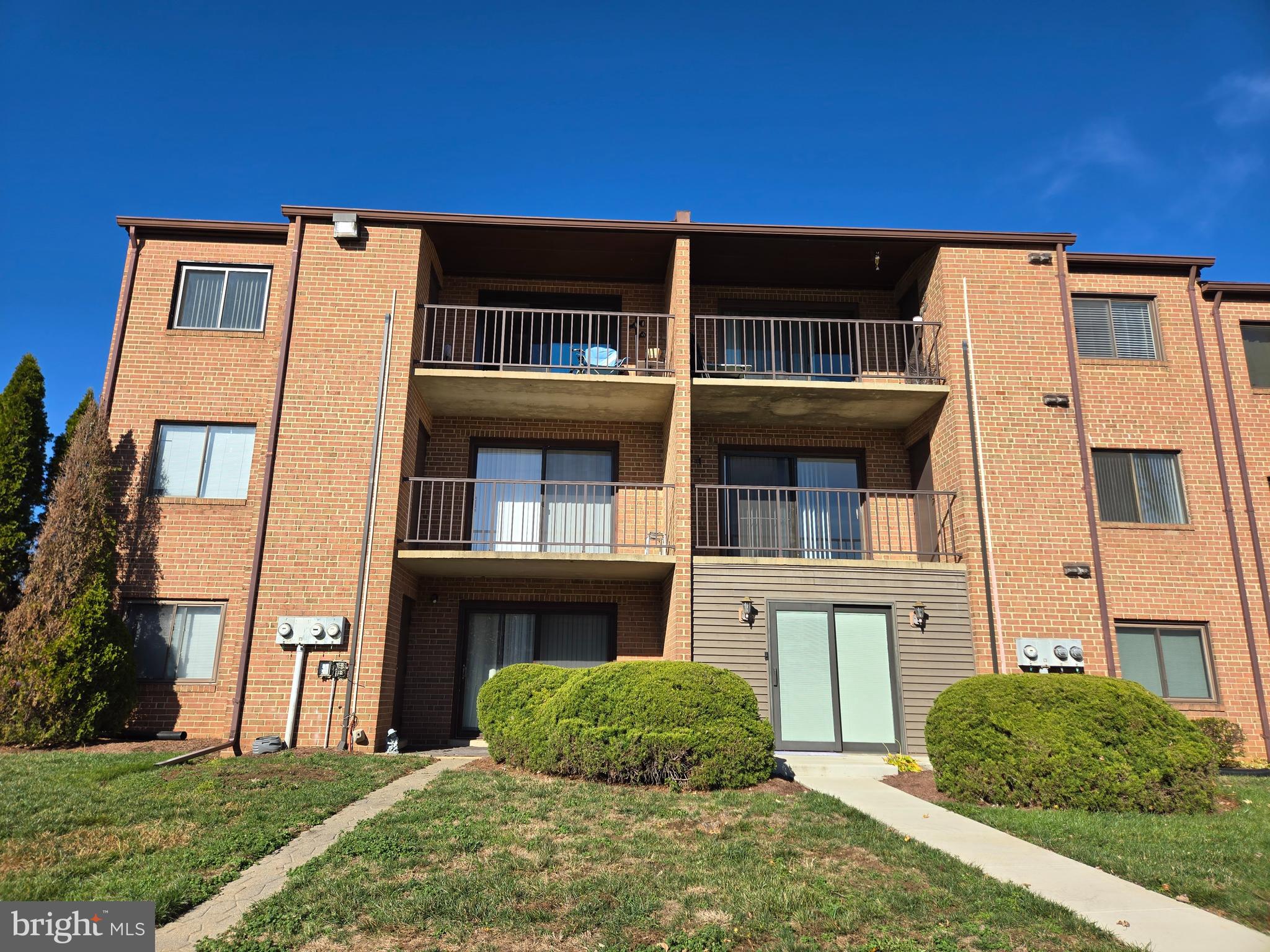 GARDENS OF CRESTWOOD VILLAGE - Residential Lease