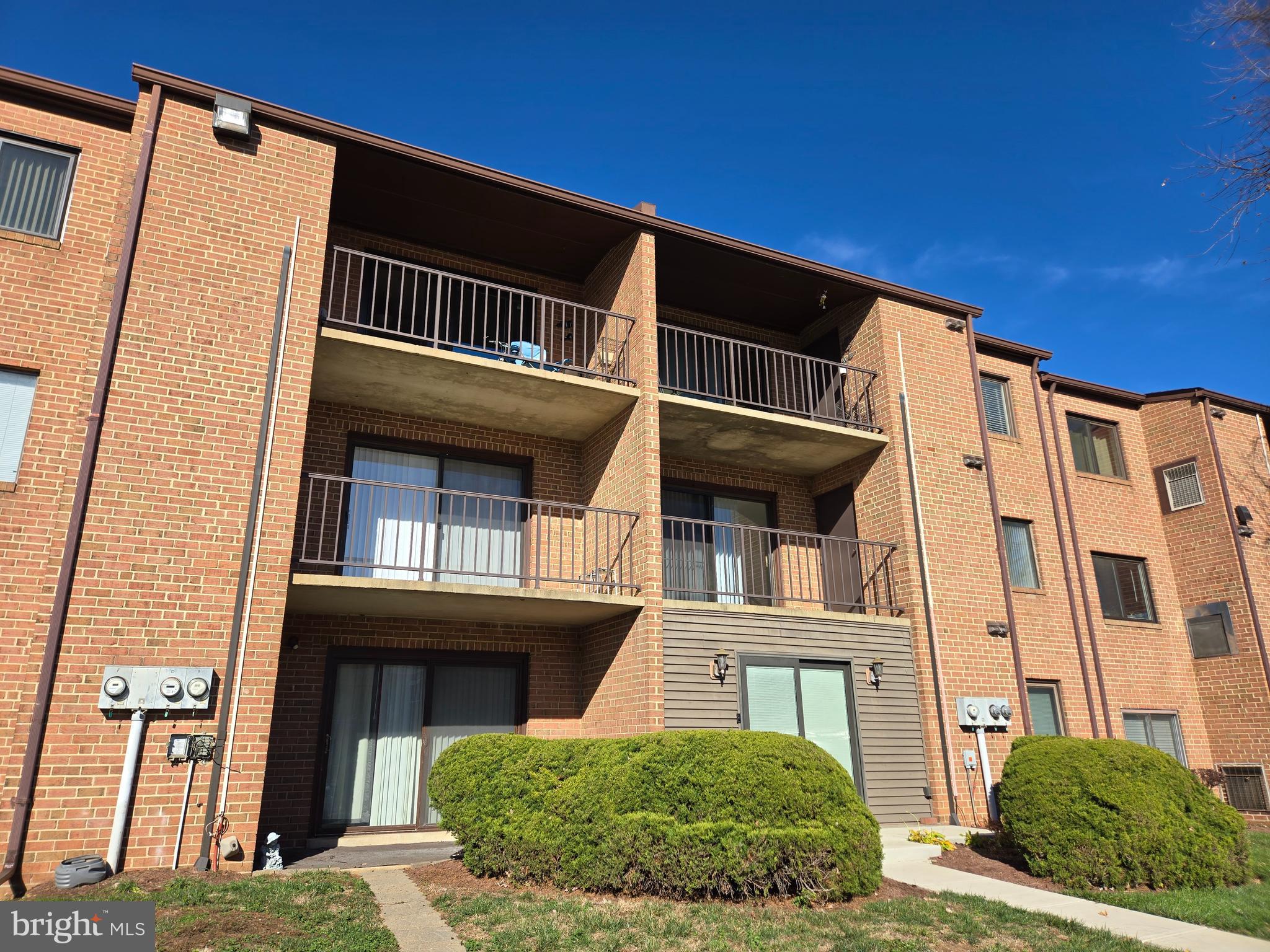 GARDENS OF CRESTWOOD VILLAGE - Residential Lease