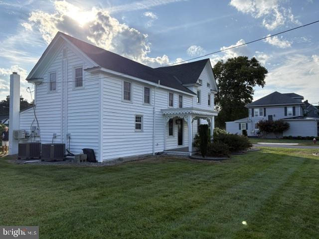 103 W PINE STREET