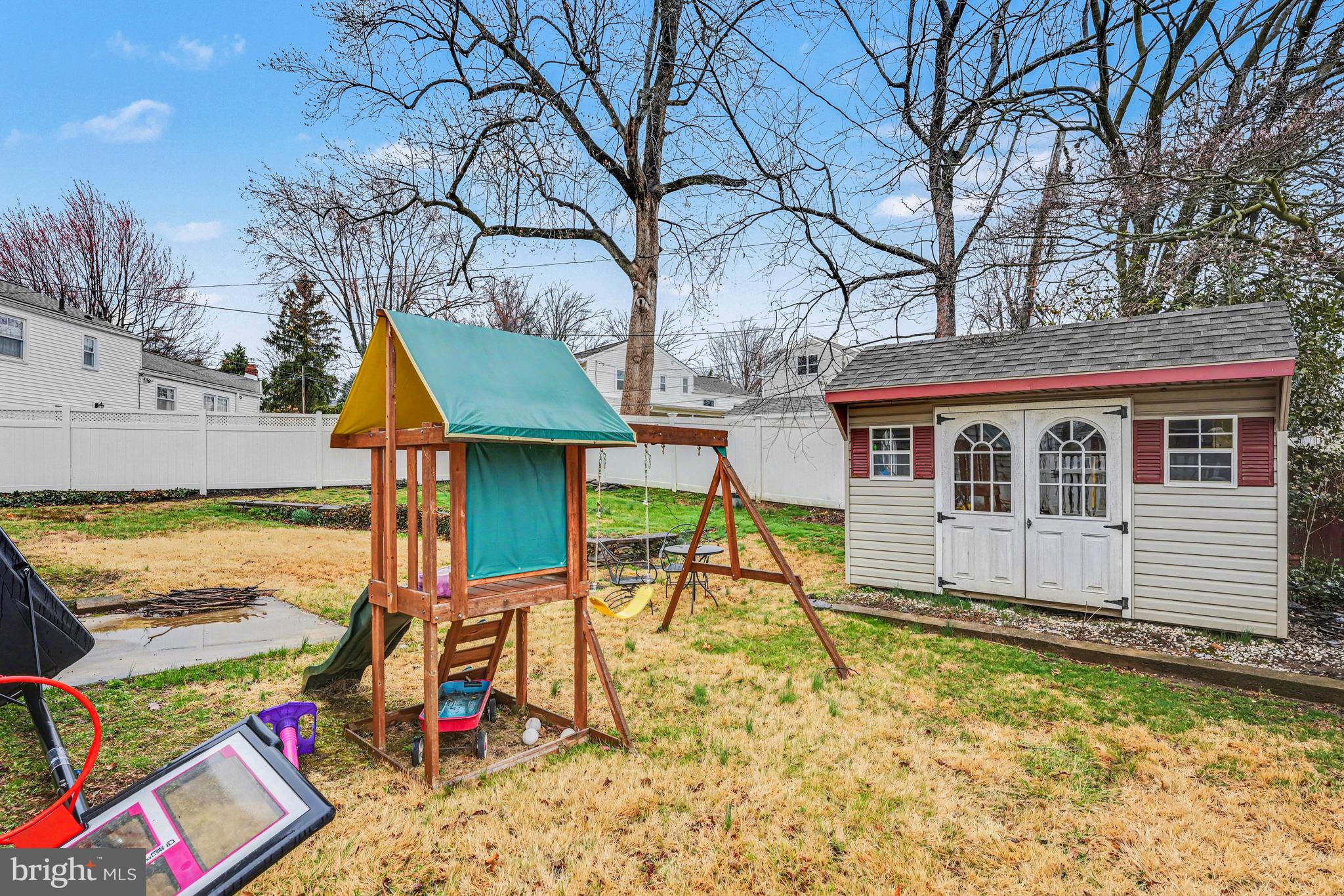 ABINGTON WOODS - Residential