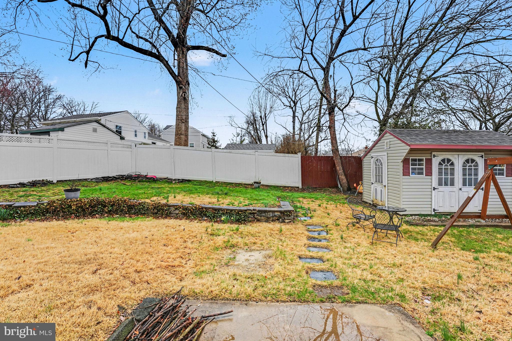 ABINGTON WOODS - Residential