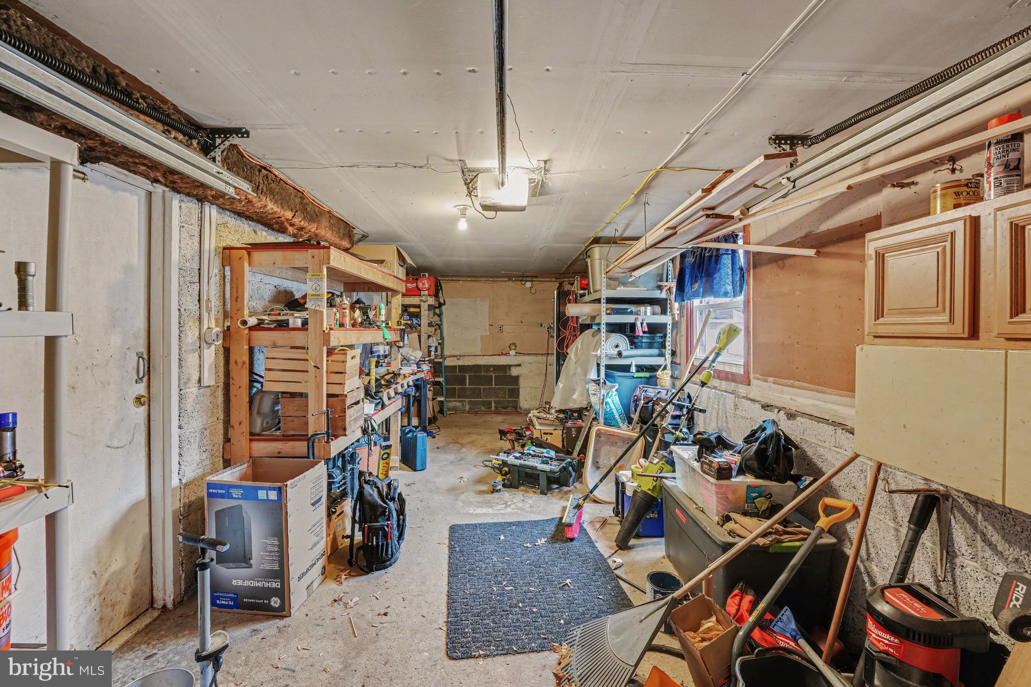 ABINGTON WOODS - Residential