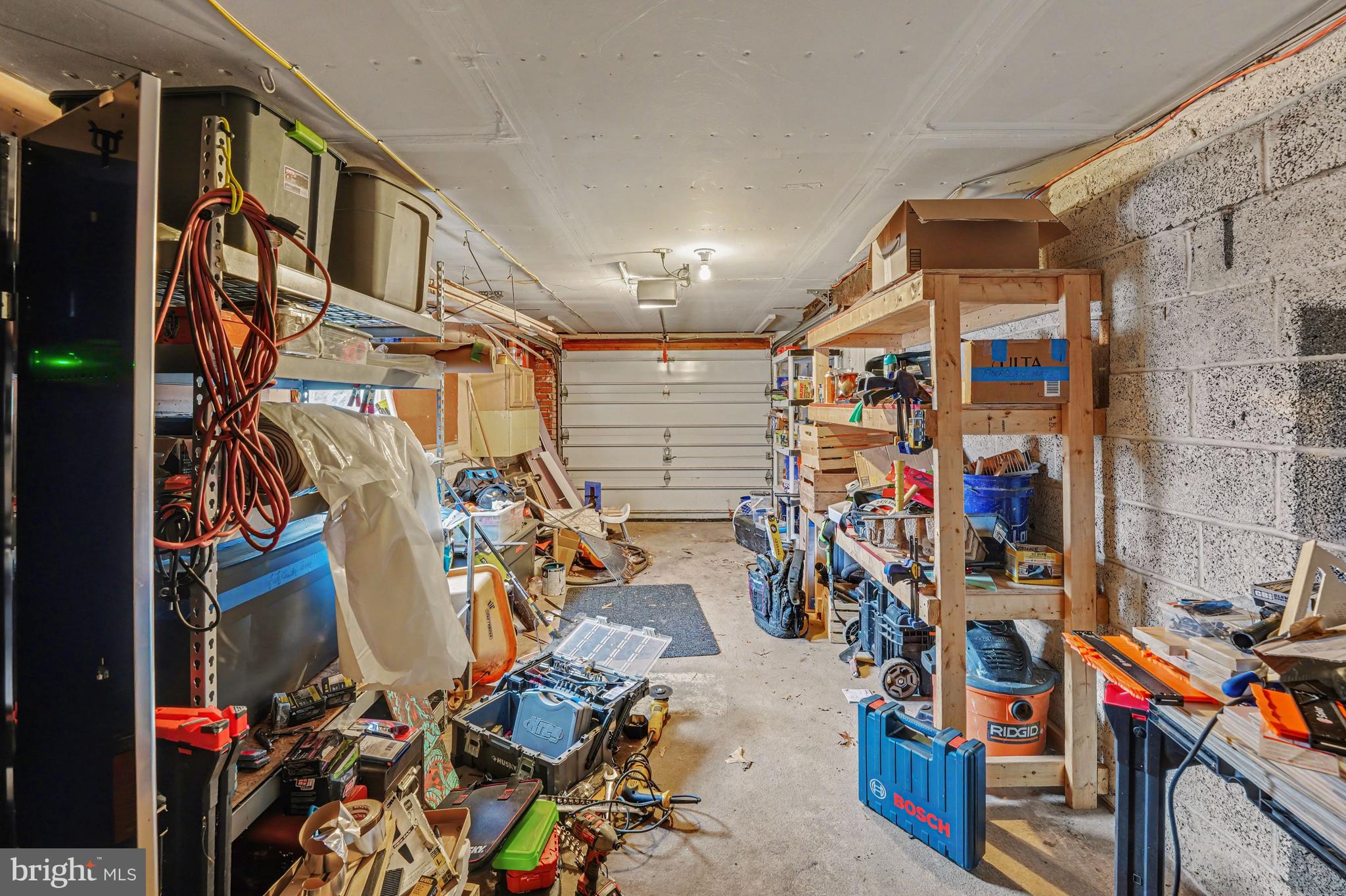 ABINGTON WOODS - Residential