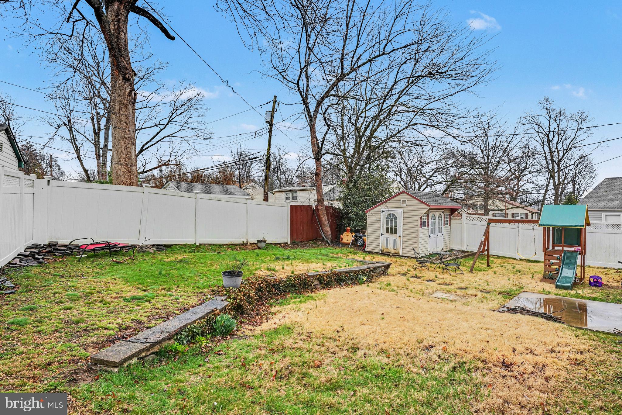 ABINGTON WOODS - Residential