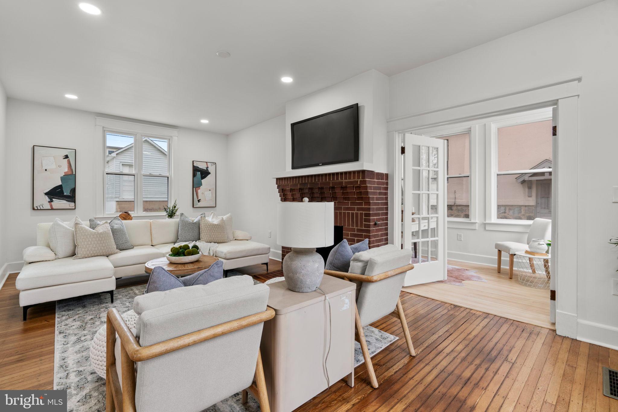 MAYFIELD - Residential