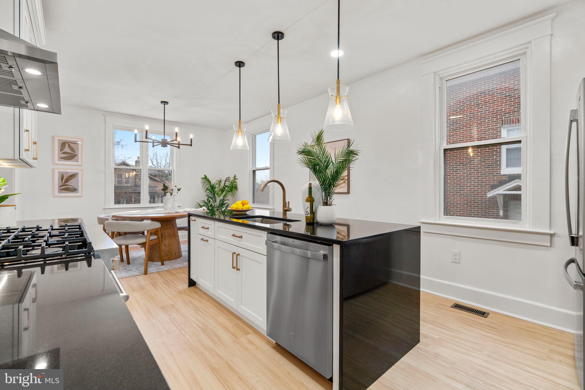 MAYFIELD - Residential