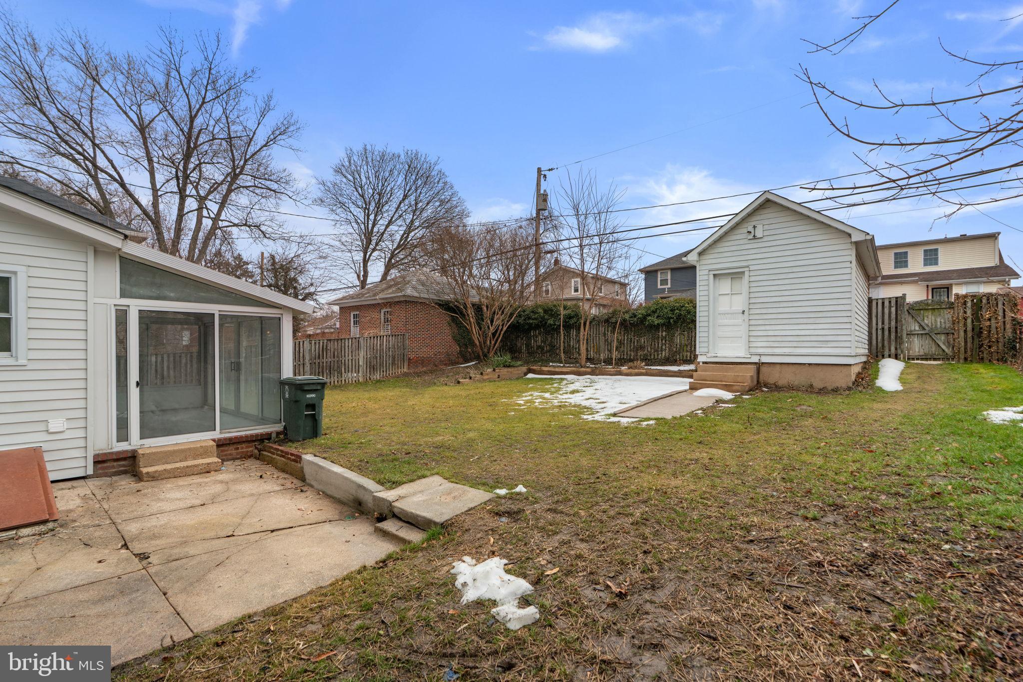 MAYFIELD - Residential