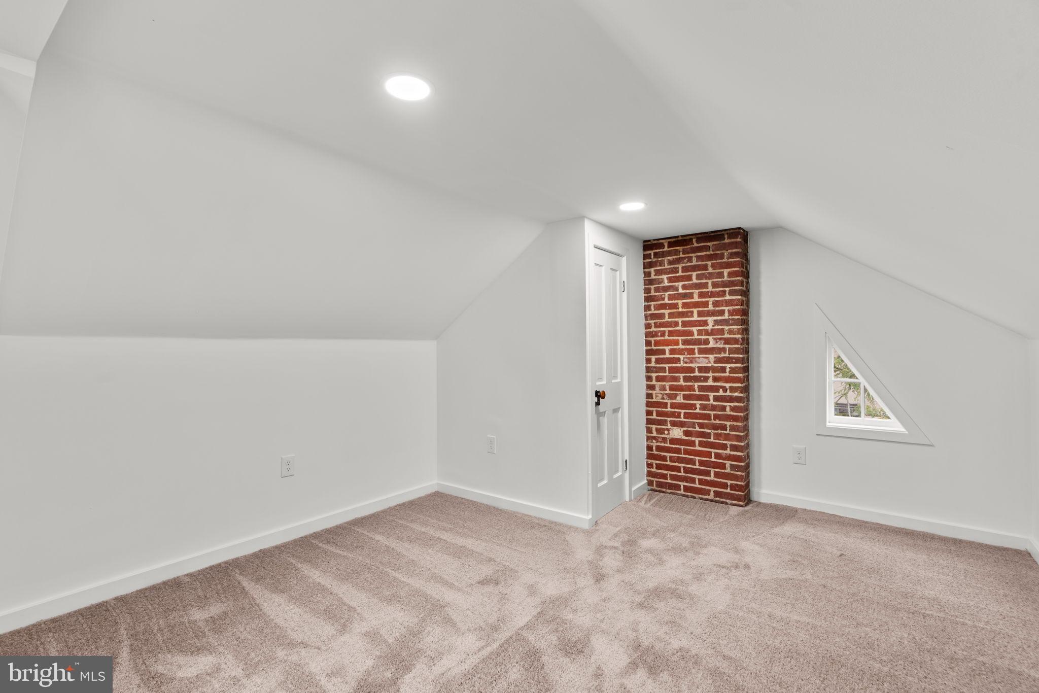 MAYFIELD - Residential