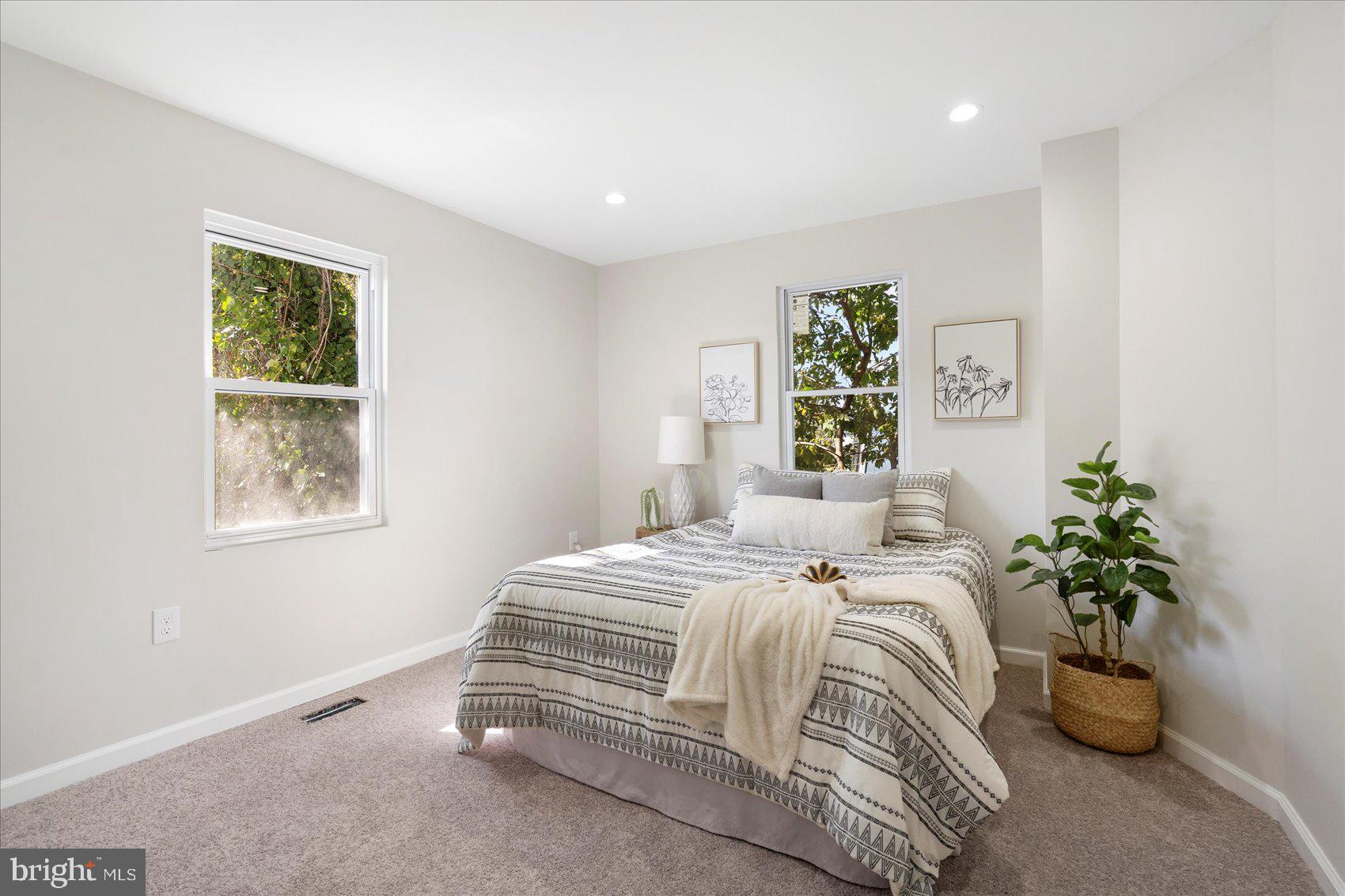 GARRISON - Residential