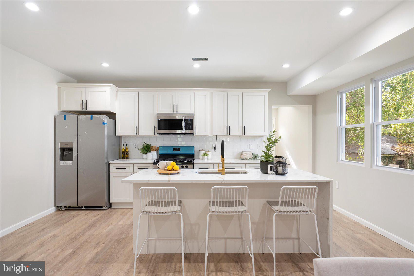 GARRISON - Residential