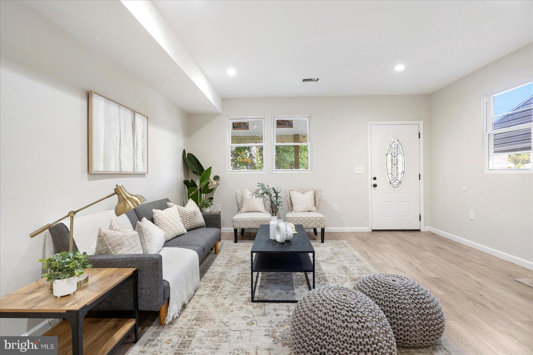 GARRISON - Residential