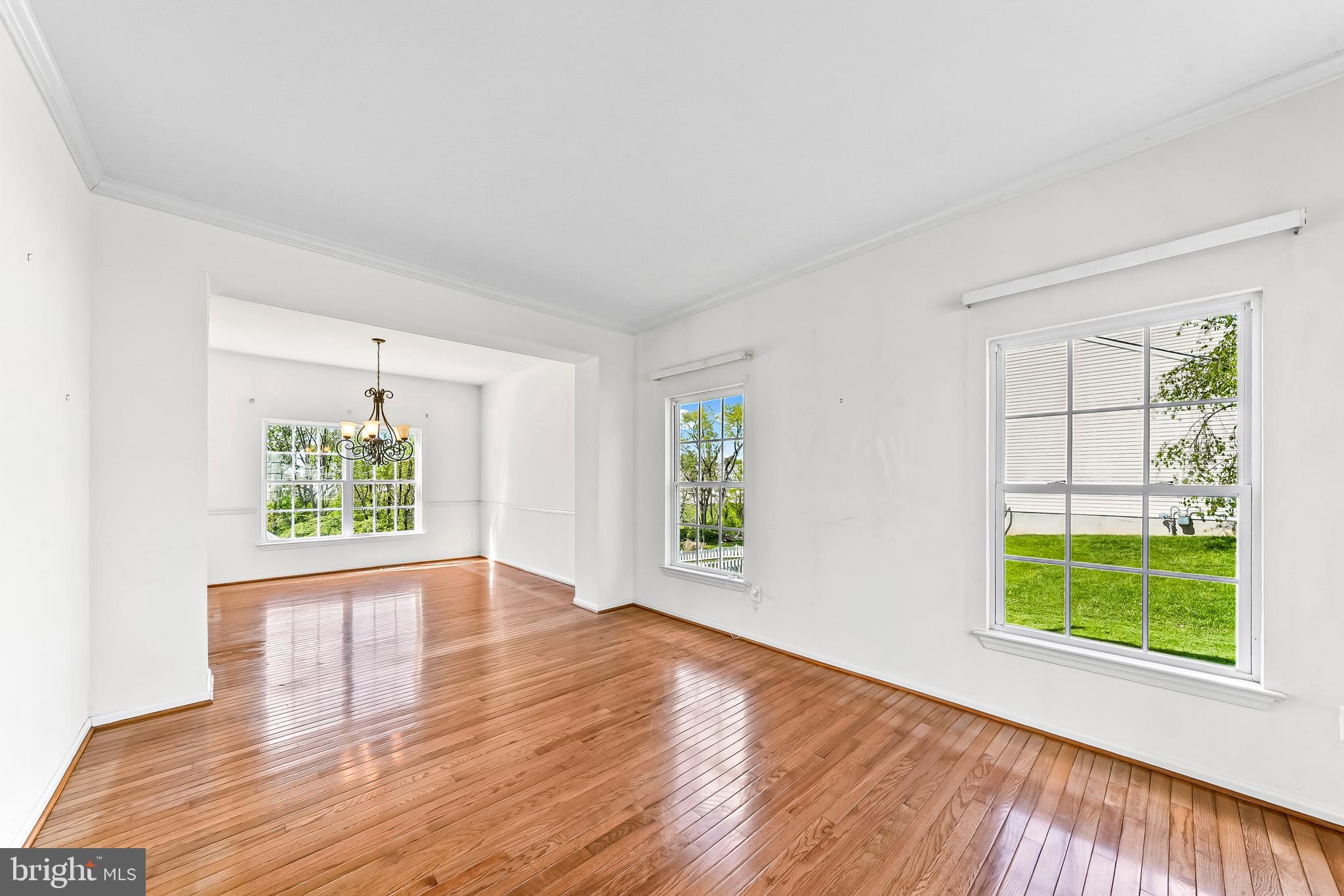 LOCKSLEY GLEN - Residential