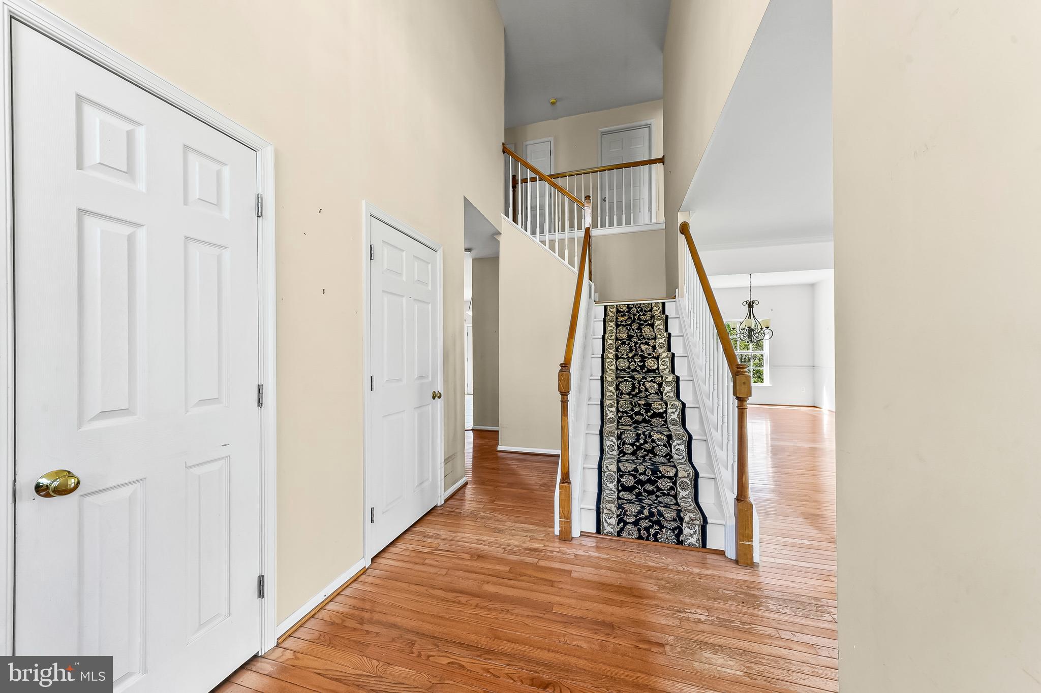 LOCKSLEY GLEN - Residential