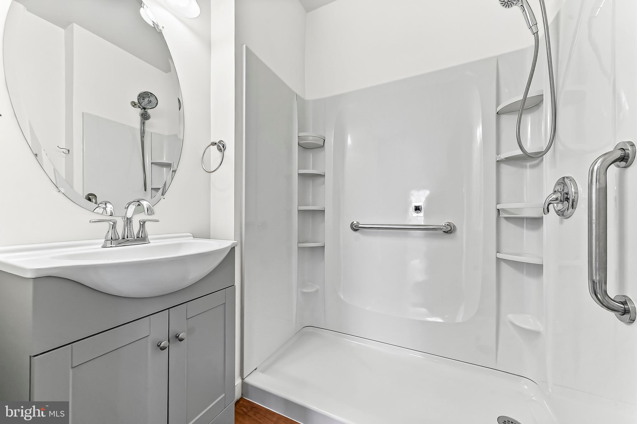 LOCKSLEY GLEN - Residential